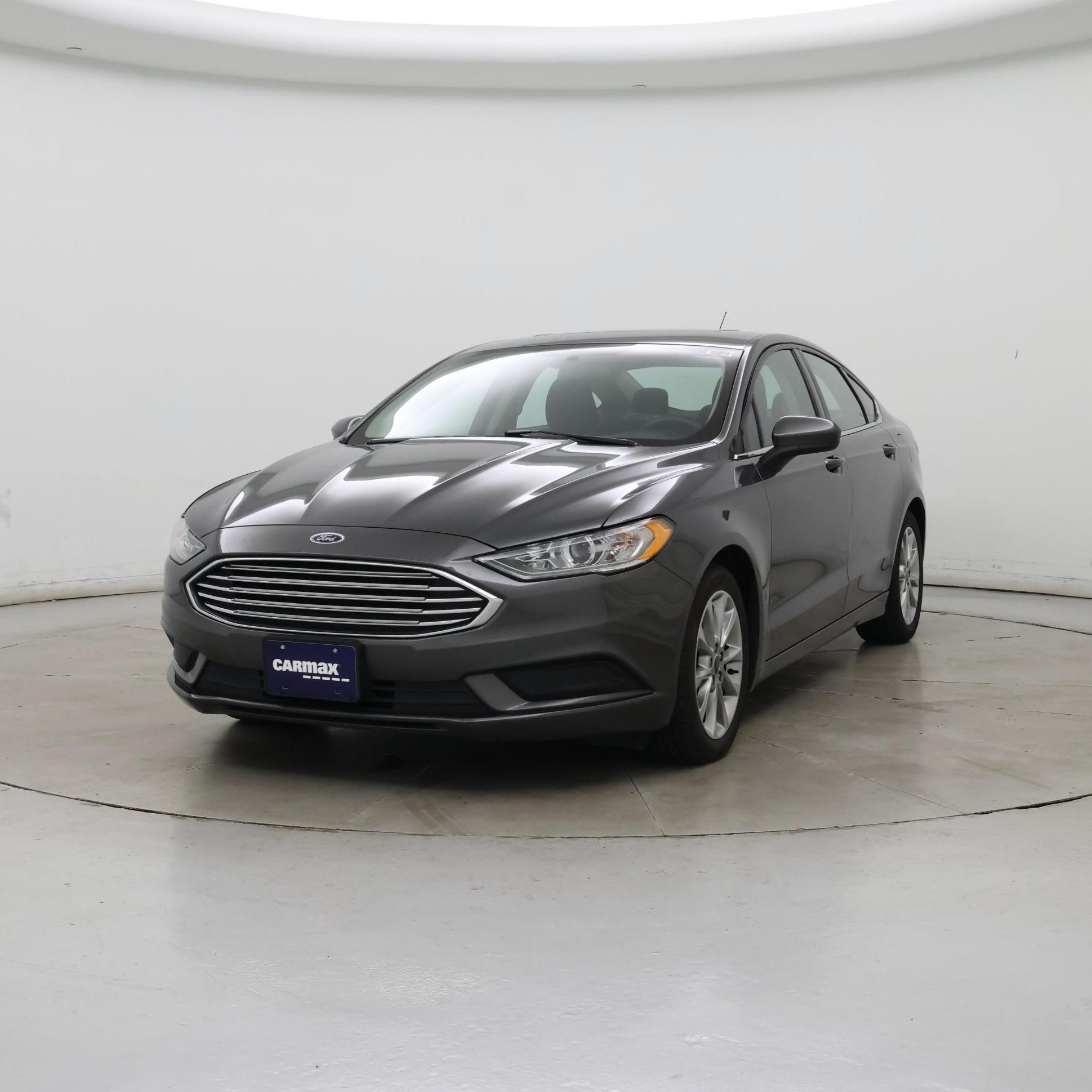Thumbnail: 2017 Ford Fusion - 4