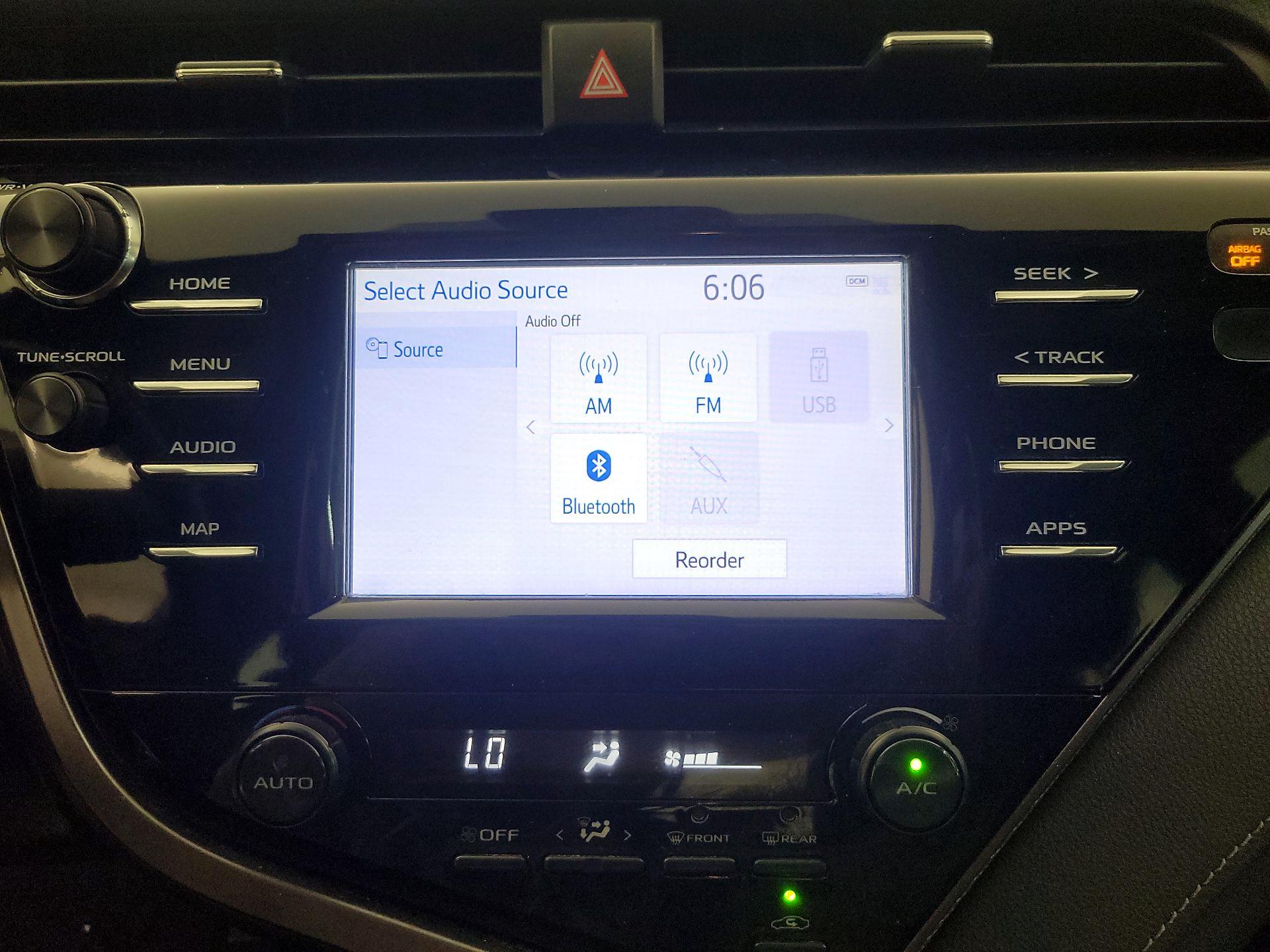 Thumbnail: 2019 Toyota Camry - 15