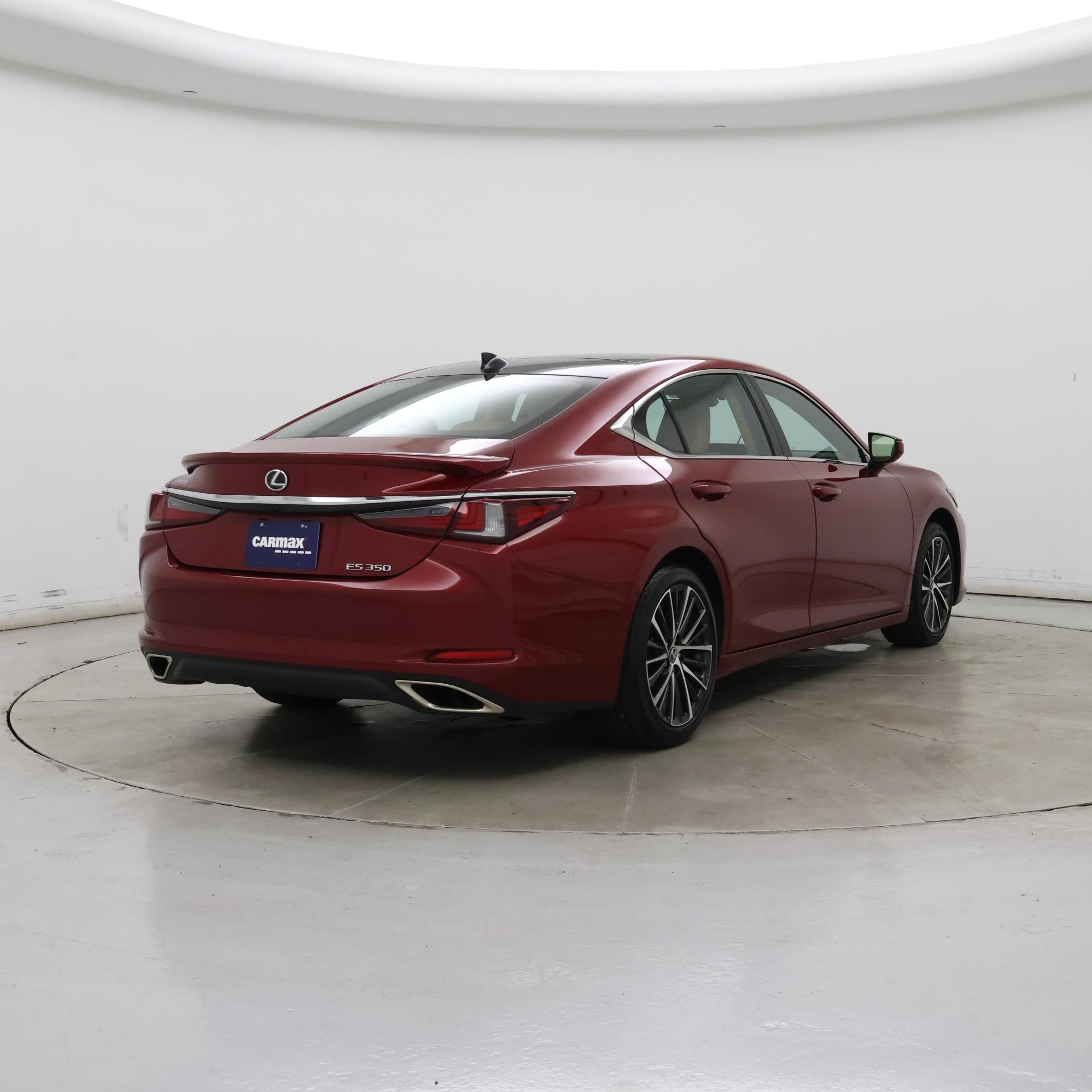 Thumbnail: 2024 Lexus ES - 8