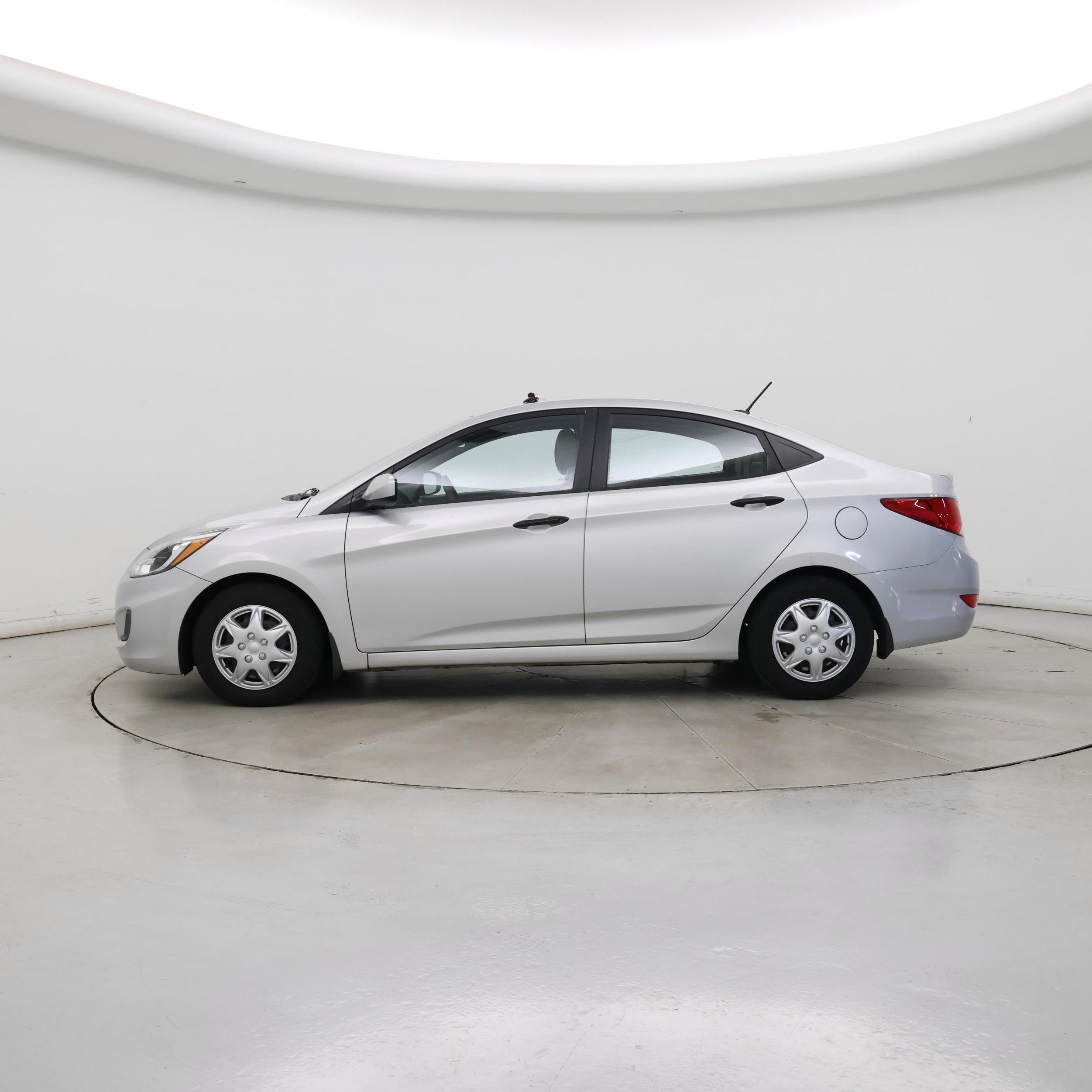 Thumbnail: 2016 Hyundai Accent - 3