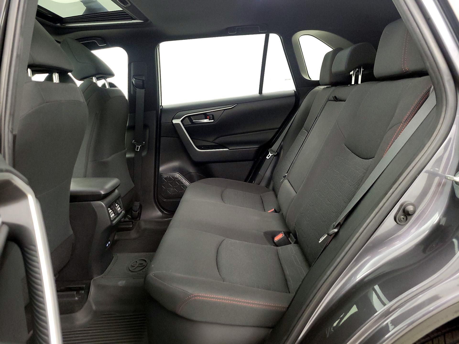 Thumbnail: 2023 Toyota RAV4 - 20