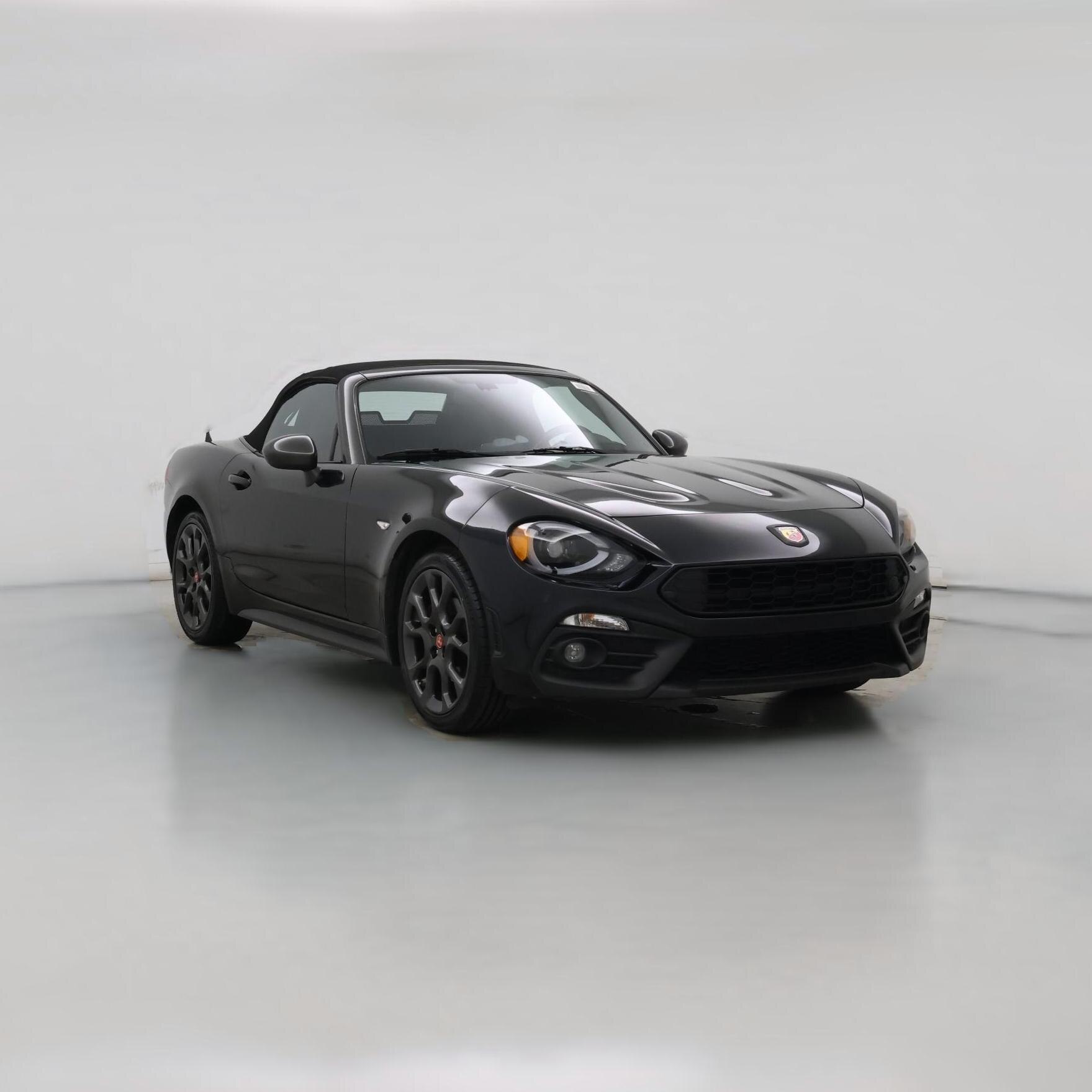Thumbnail: 2017 Fiat 124 Spider - 1