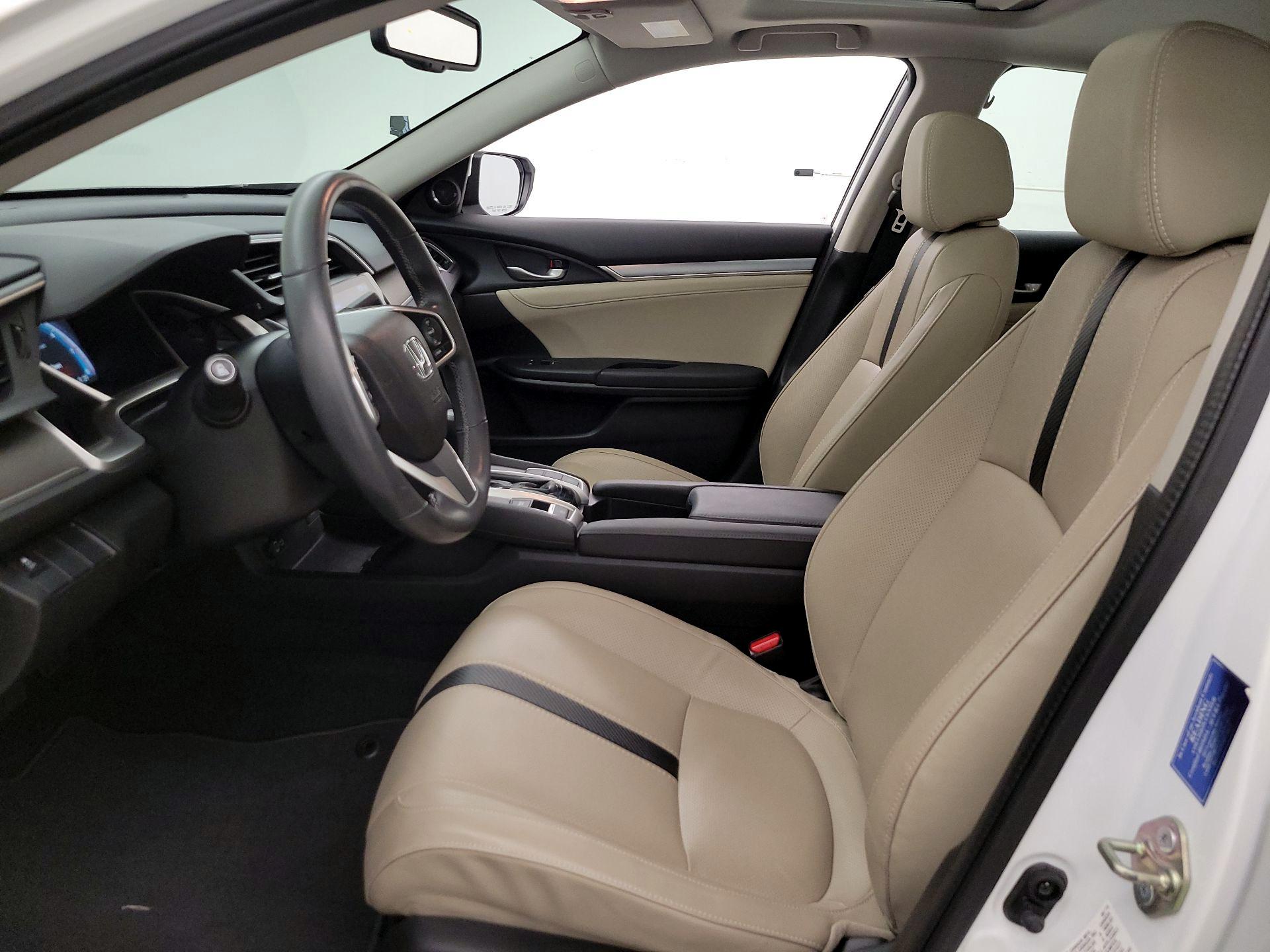 Thumbnail: 2016 Honda Civic - 11