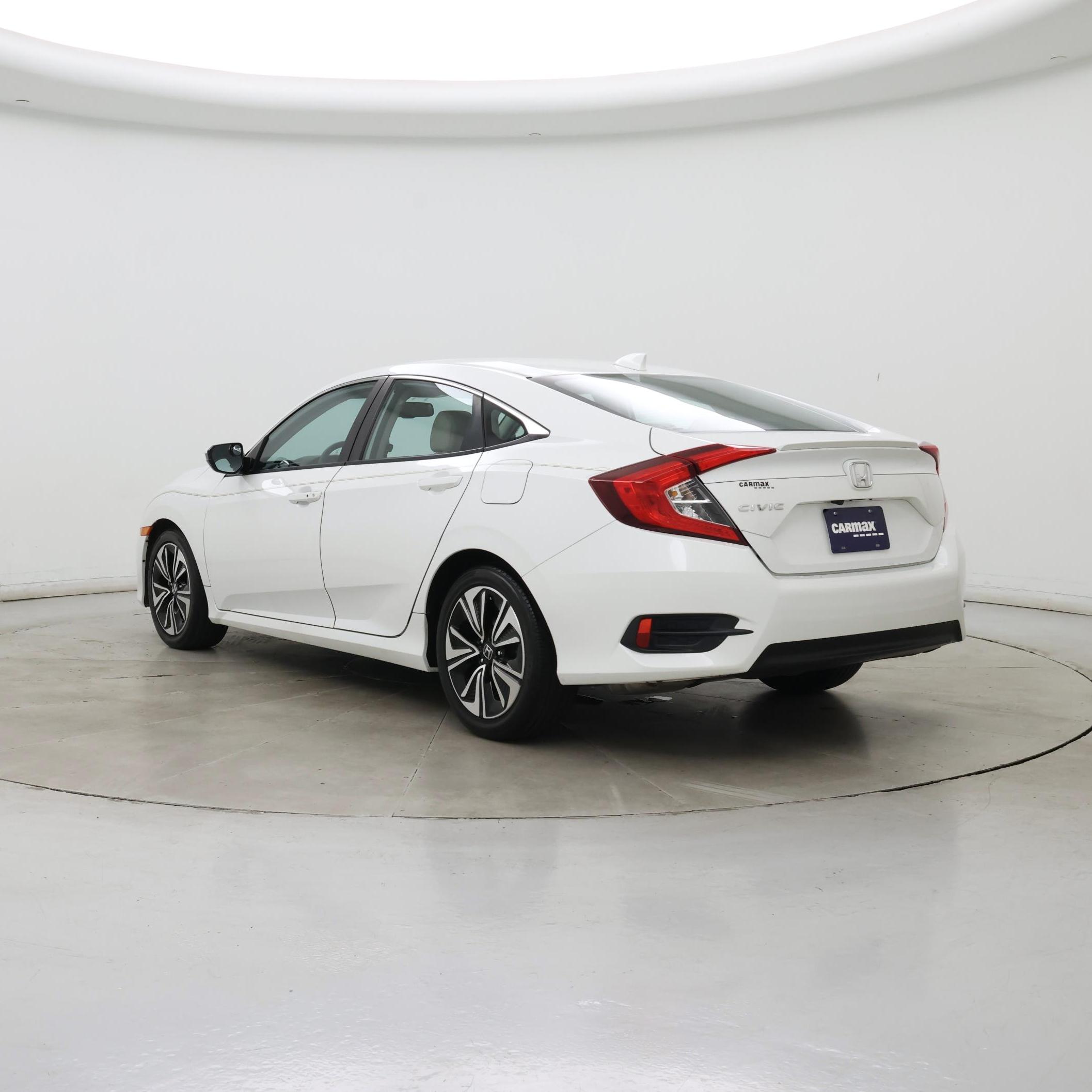 Thumbnail: 2016 Honda Civic - 2