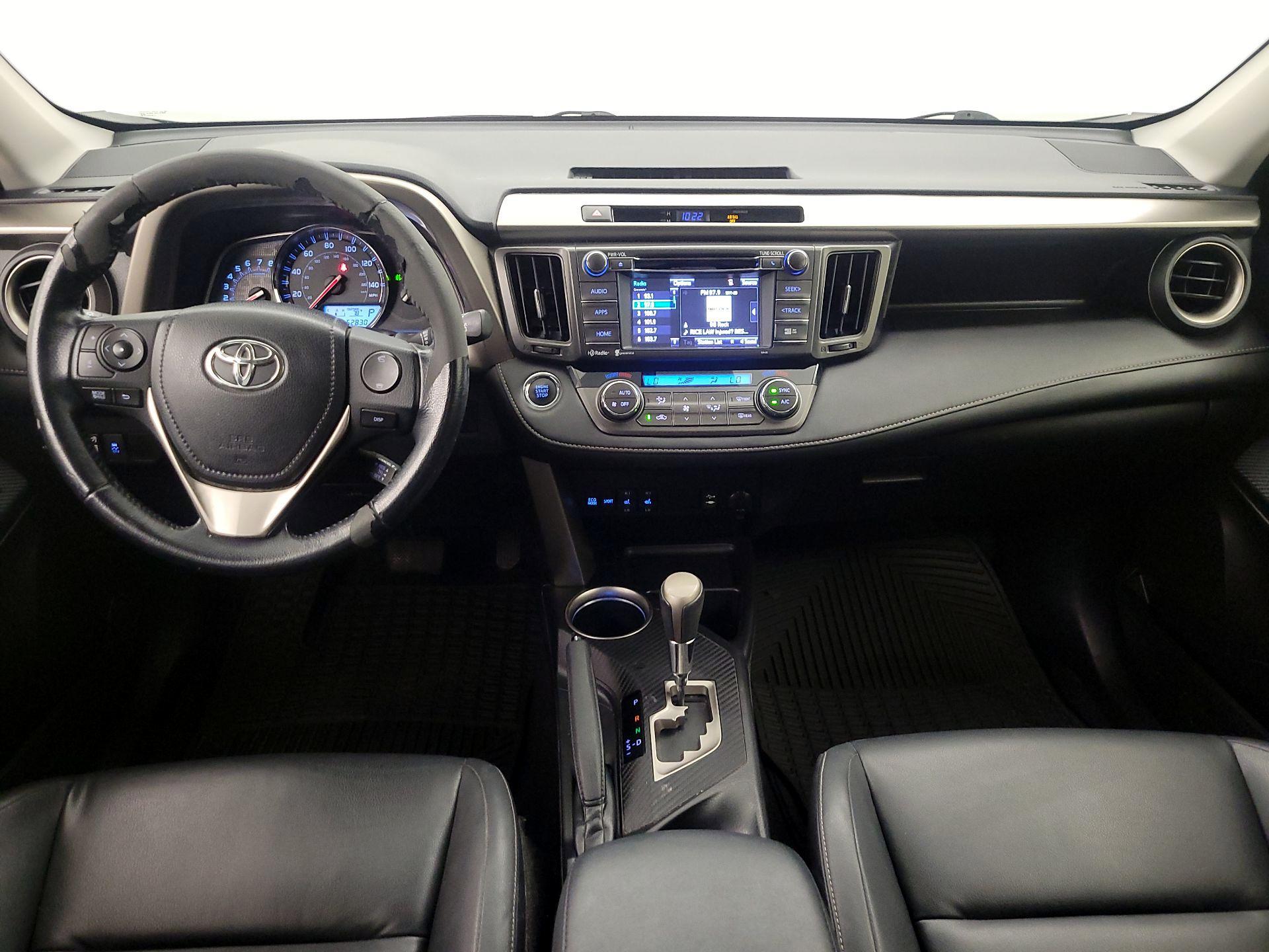 Thumbnail: 2015 Toyota RAV4 - 9