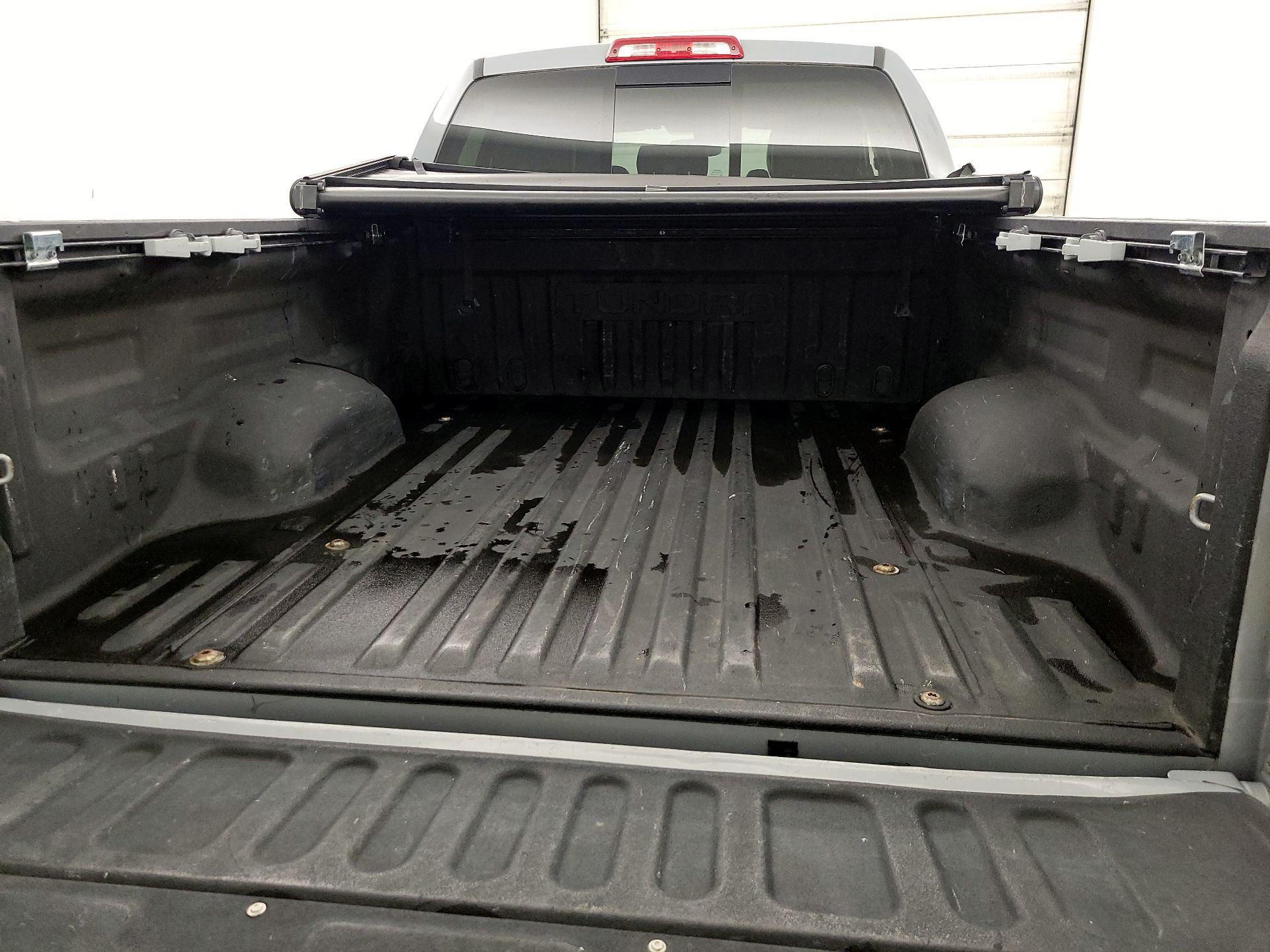 Thumbnail: 2018 Toyota Tundra - 20