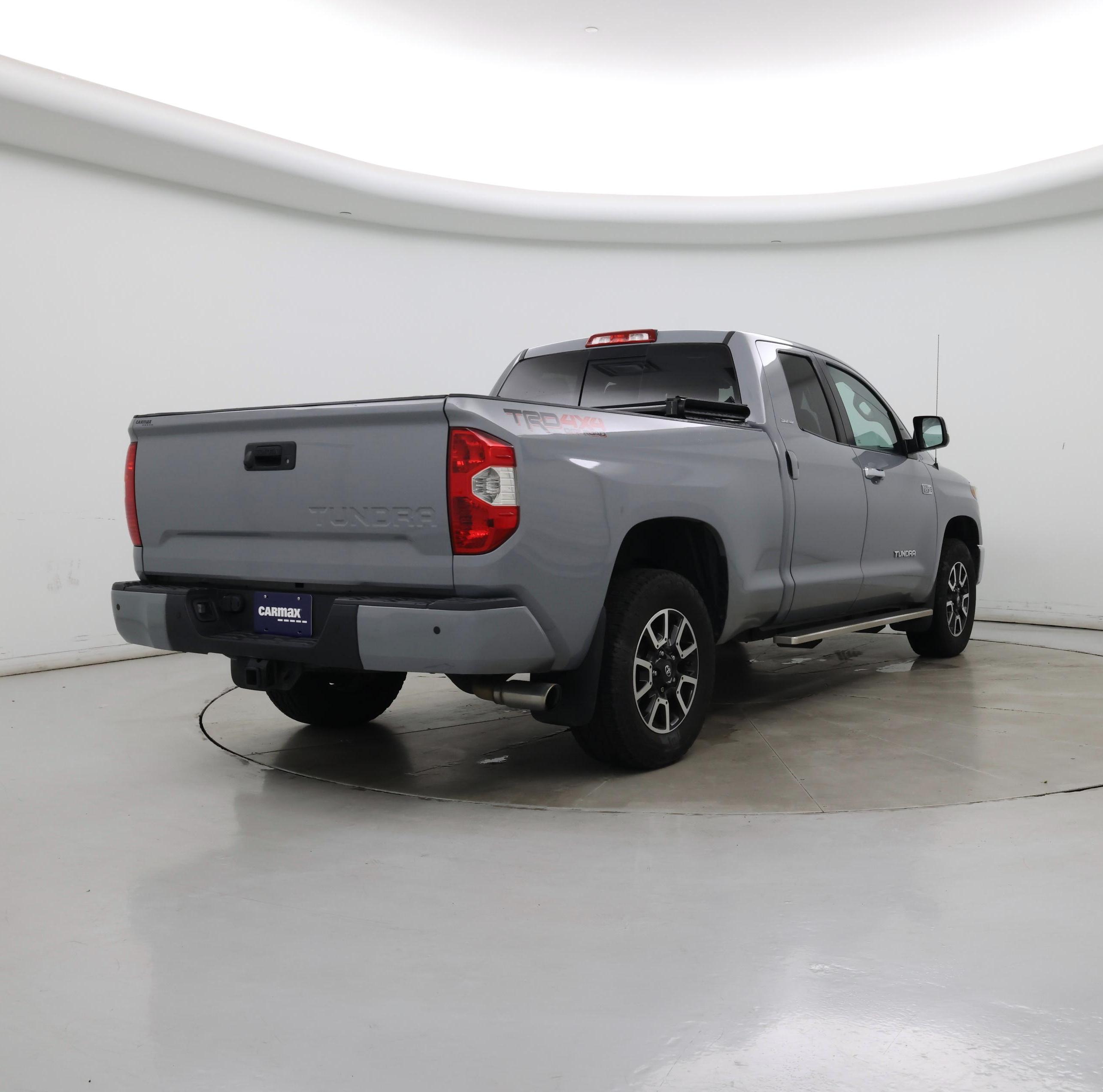 Thumbnail: 2018 Toyota Tundra - 8