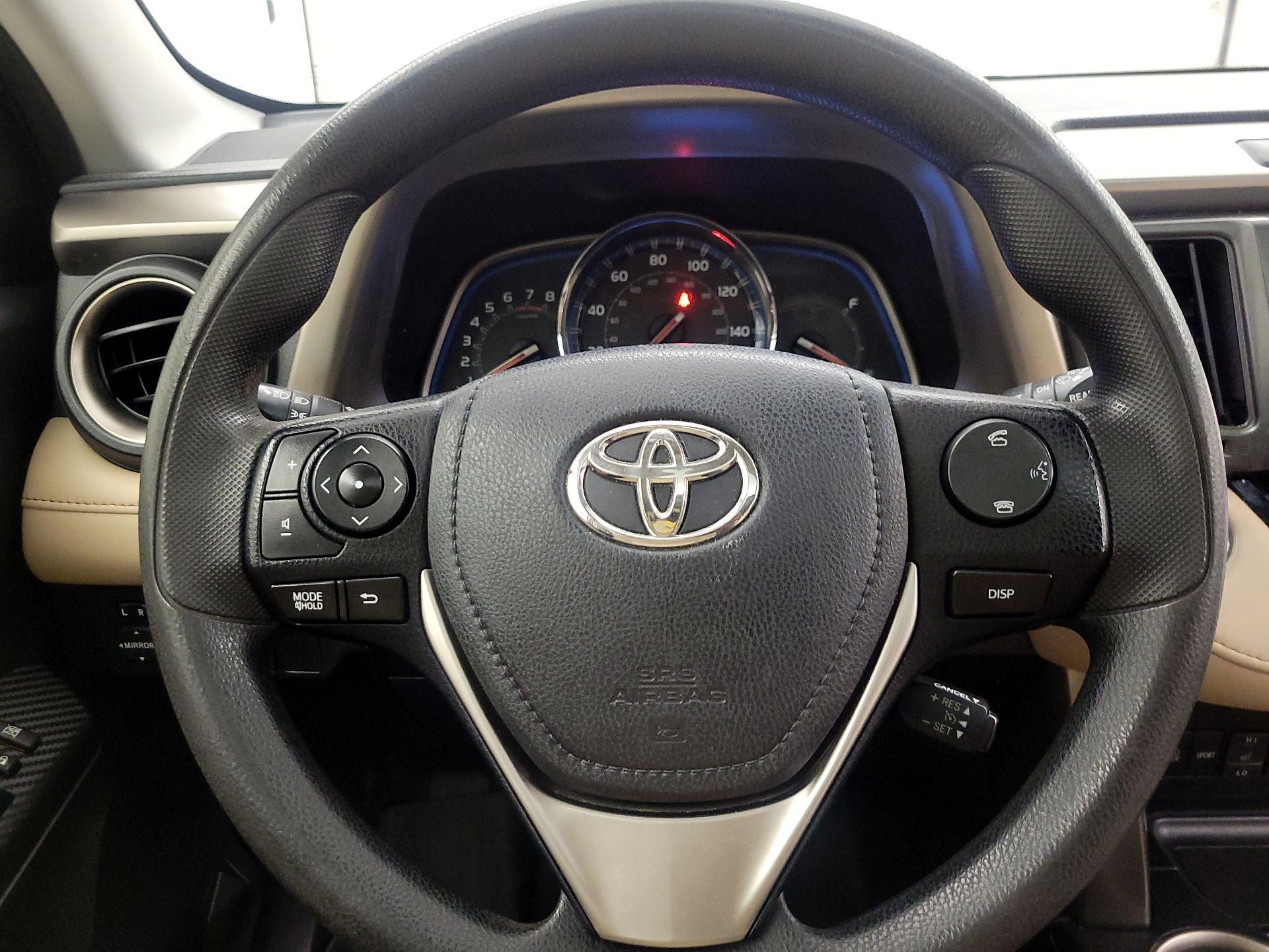 Thumbnail: 2014 Toyota RAV4 - 10