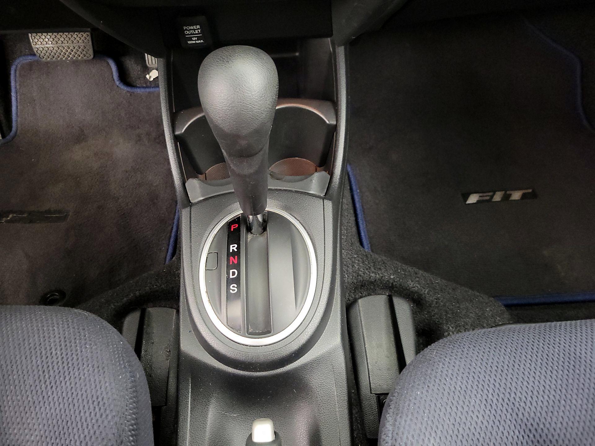 Thumbnail: 2013 Honda Fit - 16