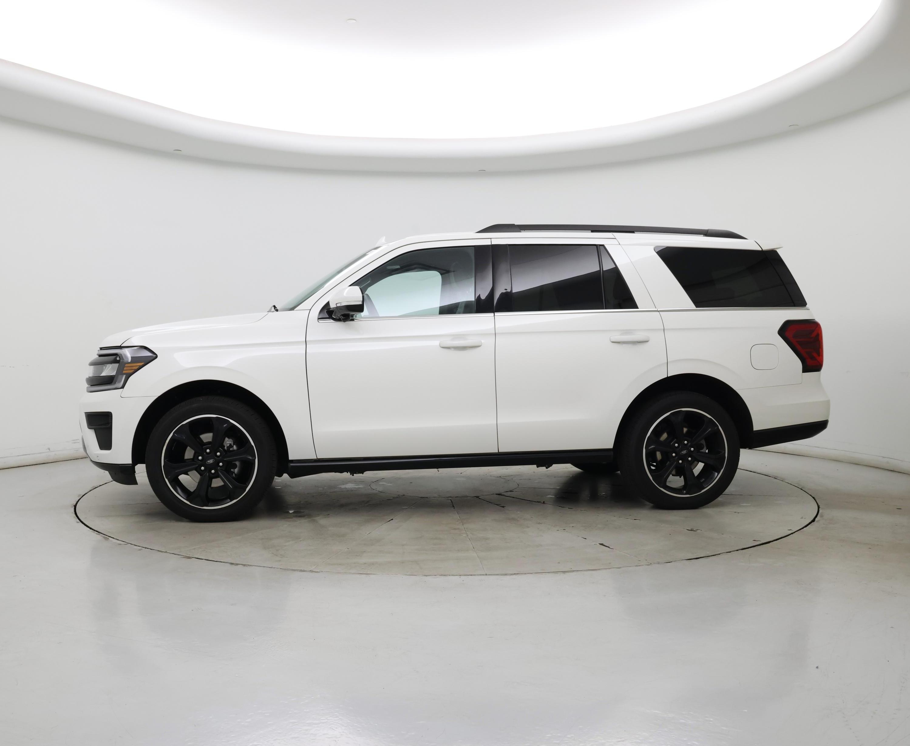 Thumbnail: 2023 Ford Expedition - 3