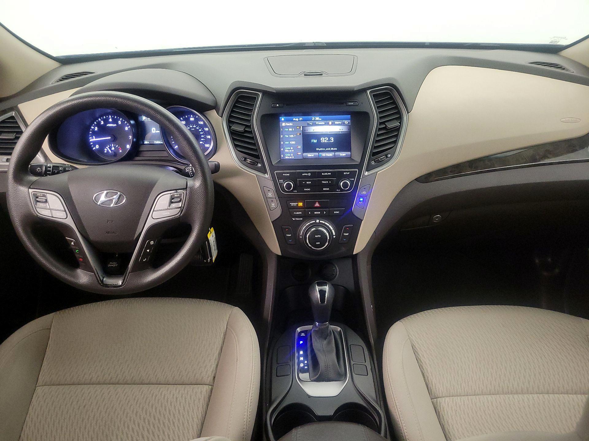 Thumbnail: 2017 Hyundai Santa Fe - 9