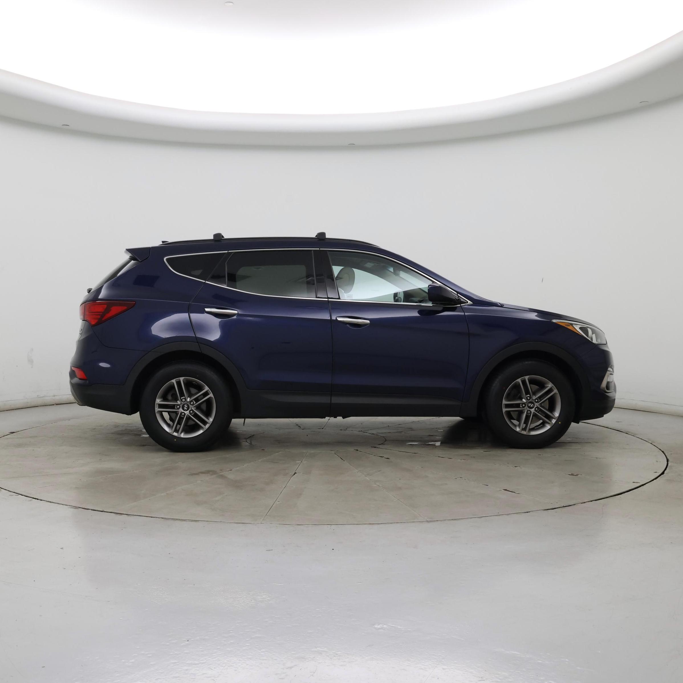 Thumbnail: 2017 Hyundai Santa Fe - 7