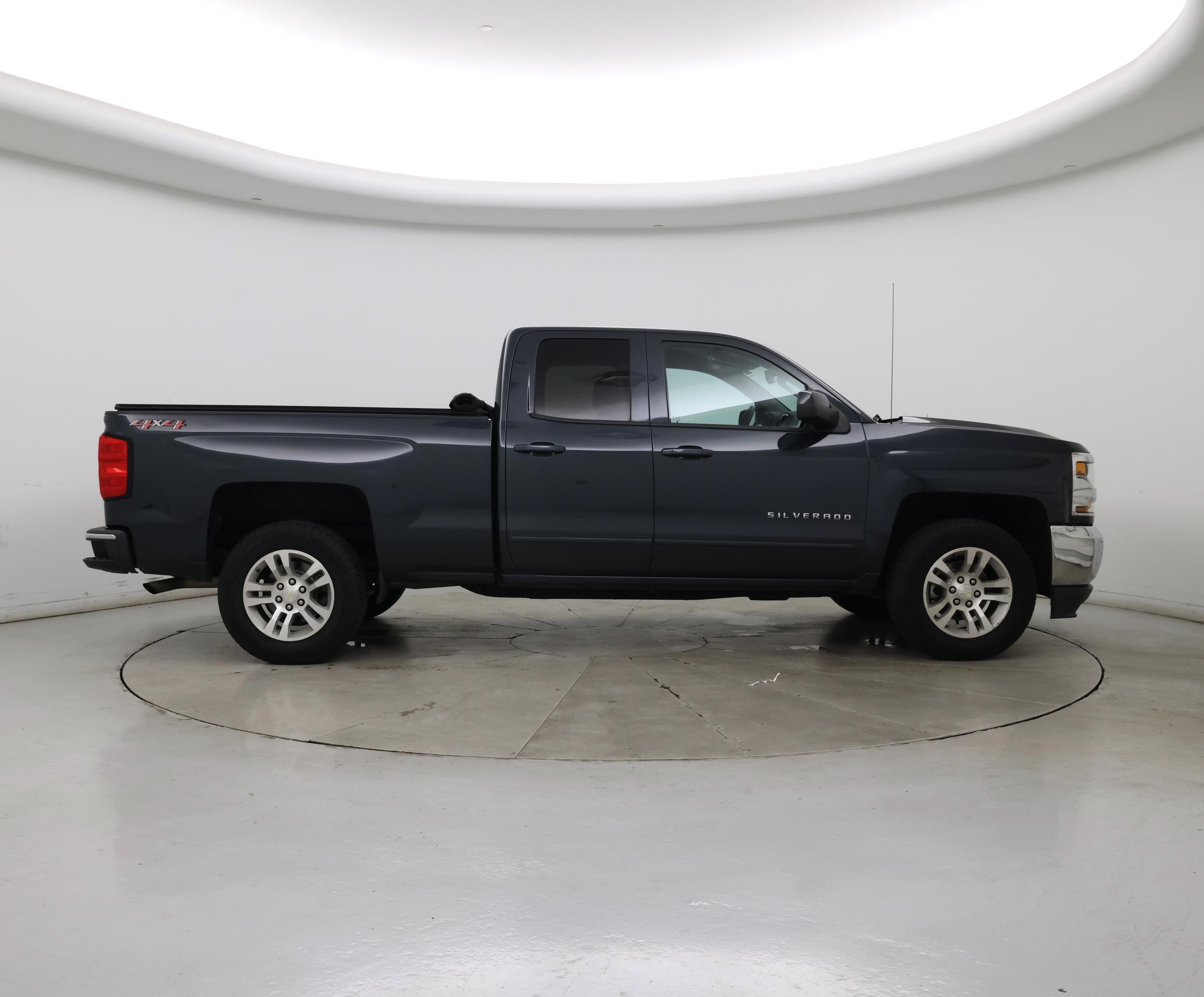 Thumbnail: 2018 Chevrolet Silverado 1500 - 7