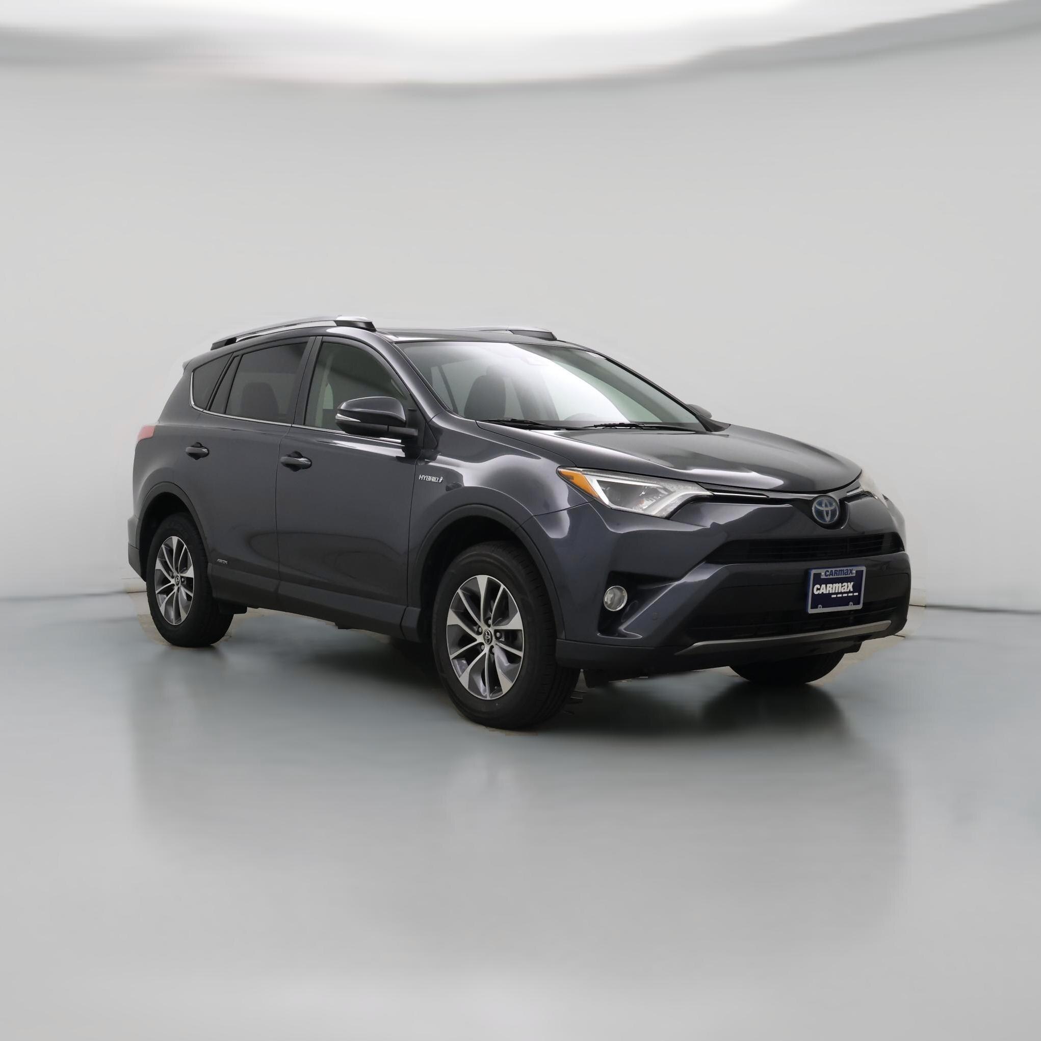 Thumbnail: 2017 Toyota RAV4 - 1