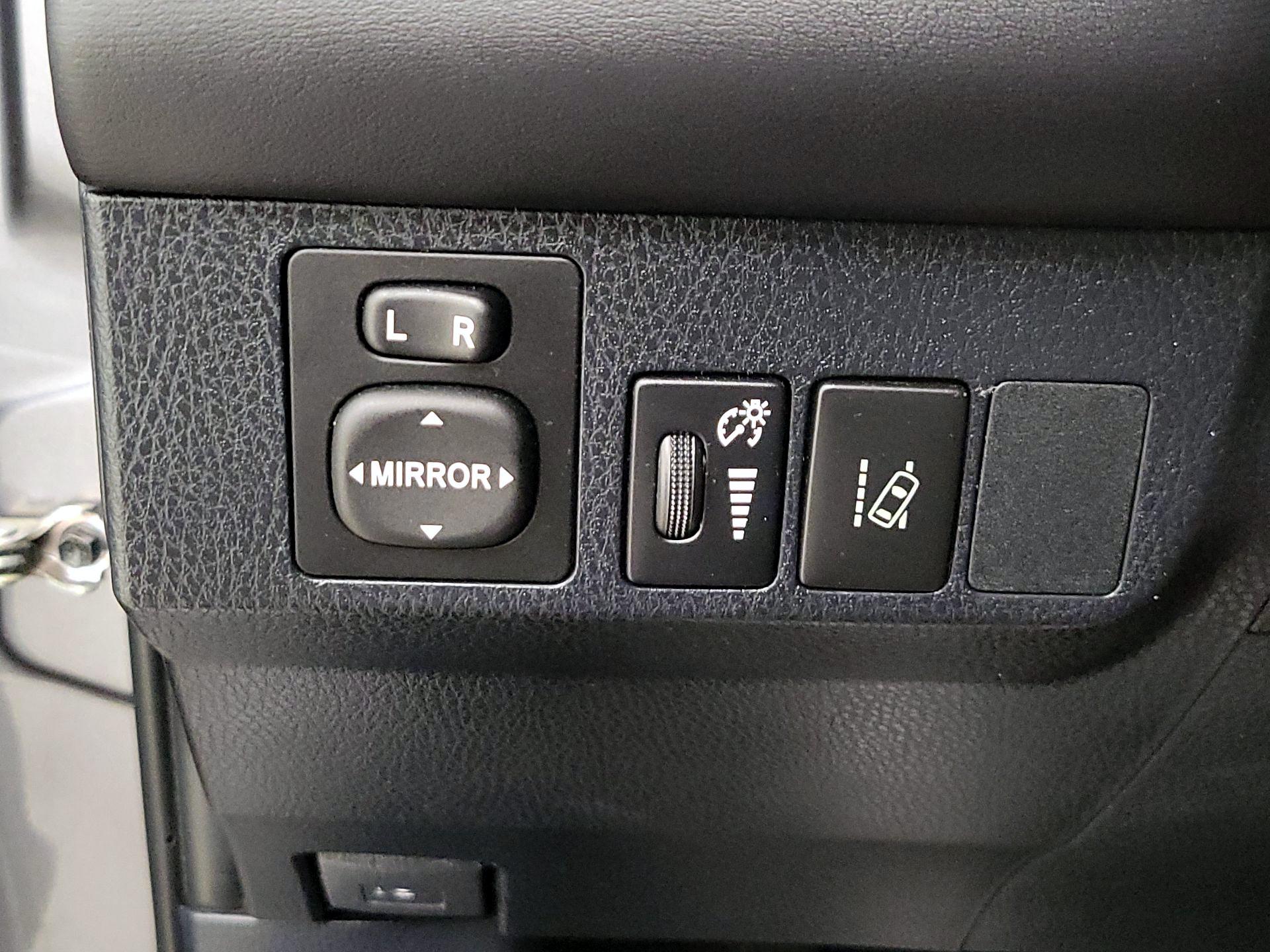 Thumbnail: 2017 Toyota RAV4 - 13