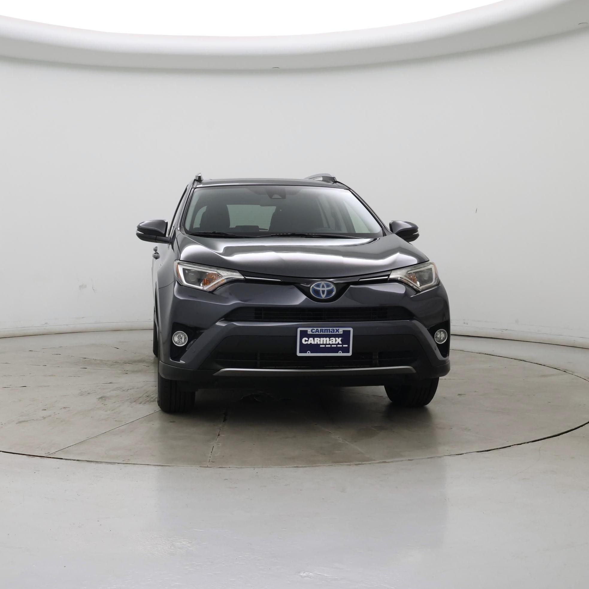 Thumbnail: 2017 Toyota RAV4 - 5