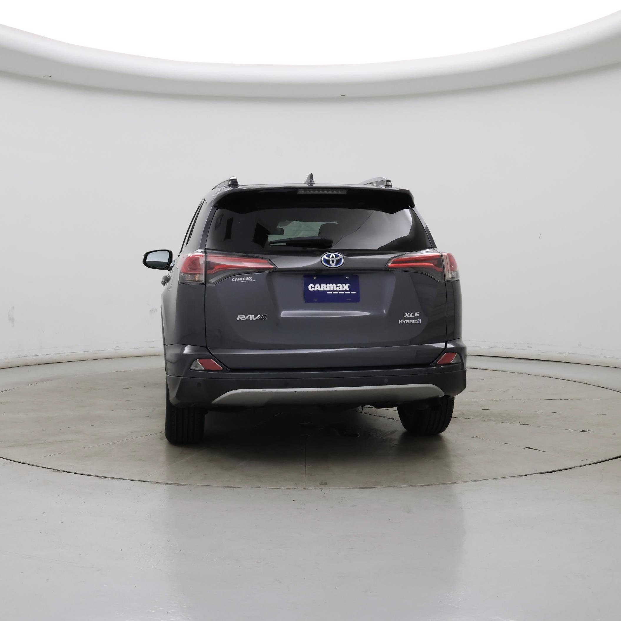 Thumbnail: 2017 Toyota RAV4 - 6