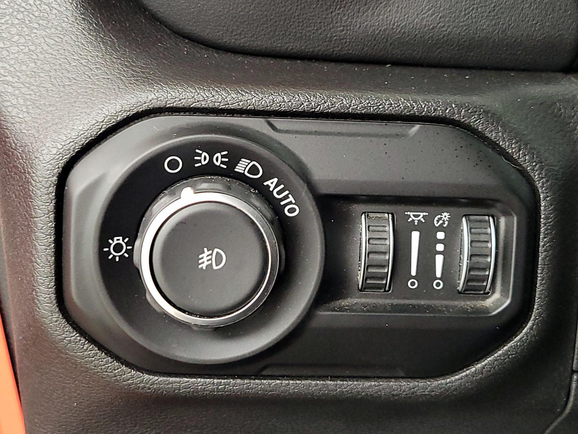 Thumbnail: 2020 Jeep Wrangler - 13