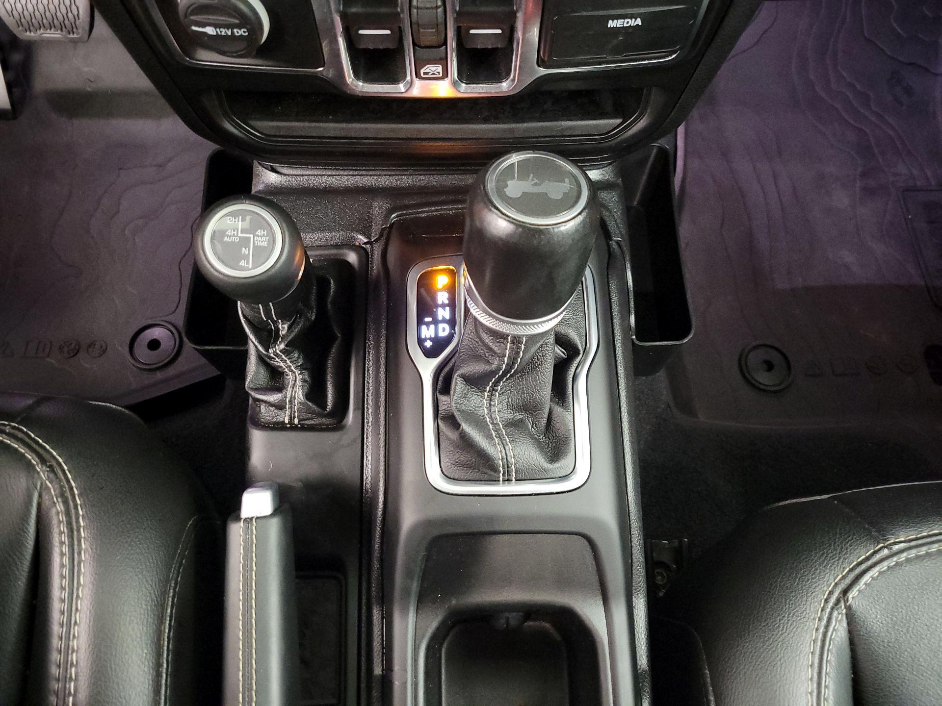 Thumbnail: 2020 Jeep Wrangler - 18