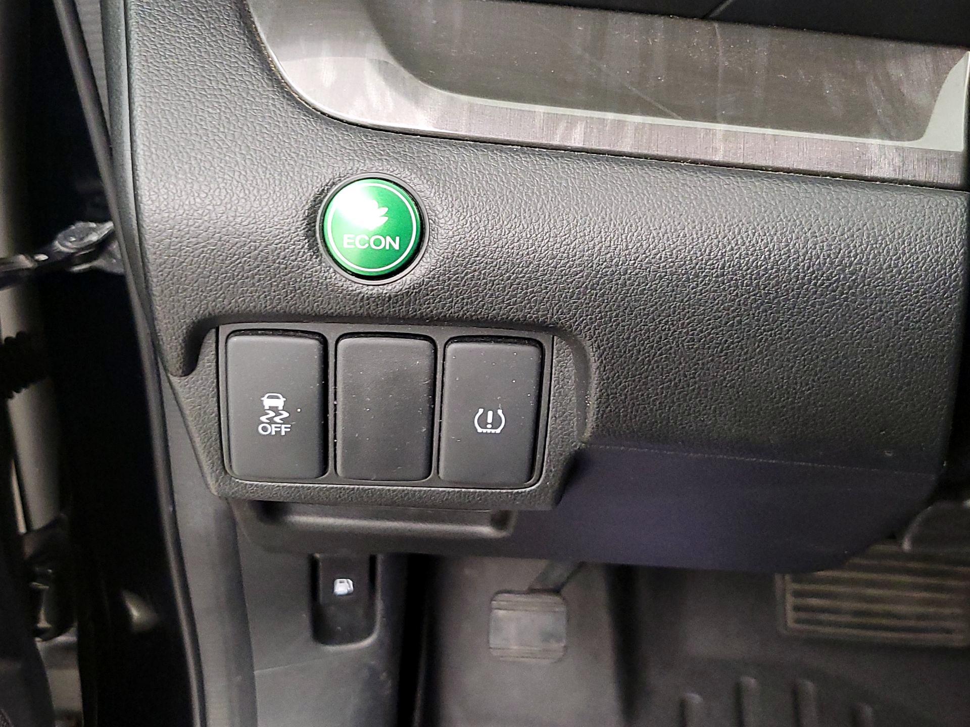 Thumbnail: 2014 Honda CR-V - 13