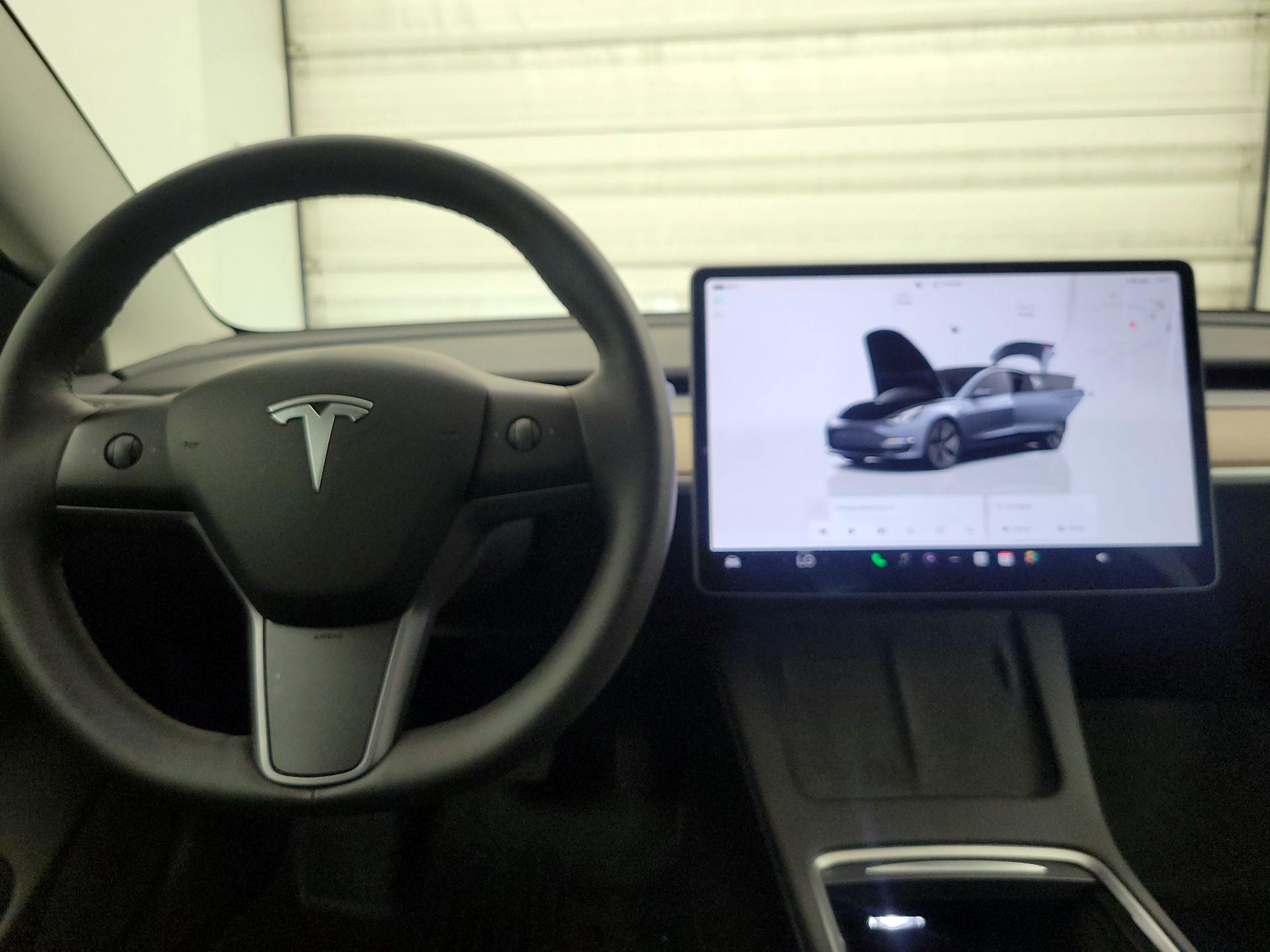 Thumbnail: 2023 Tesla Model 3 - 10