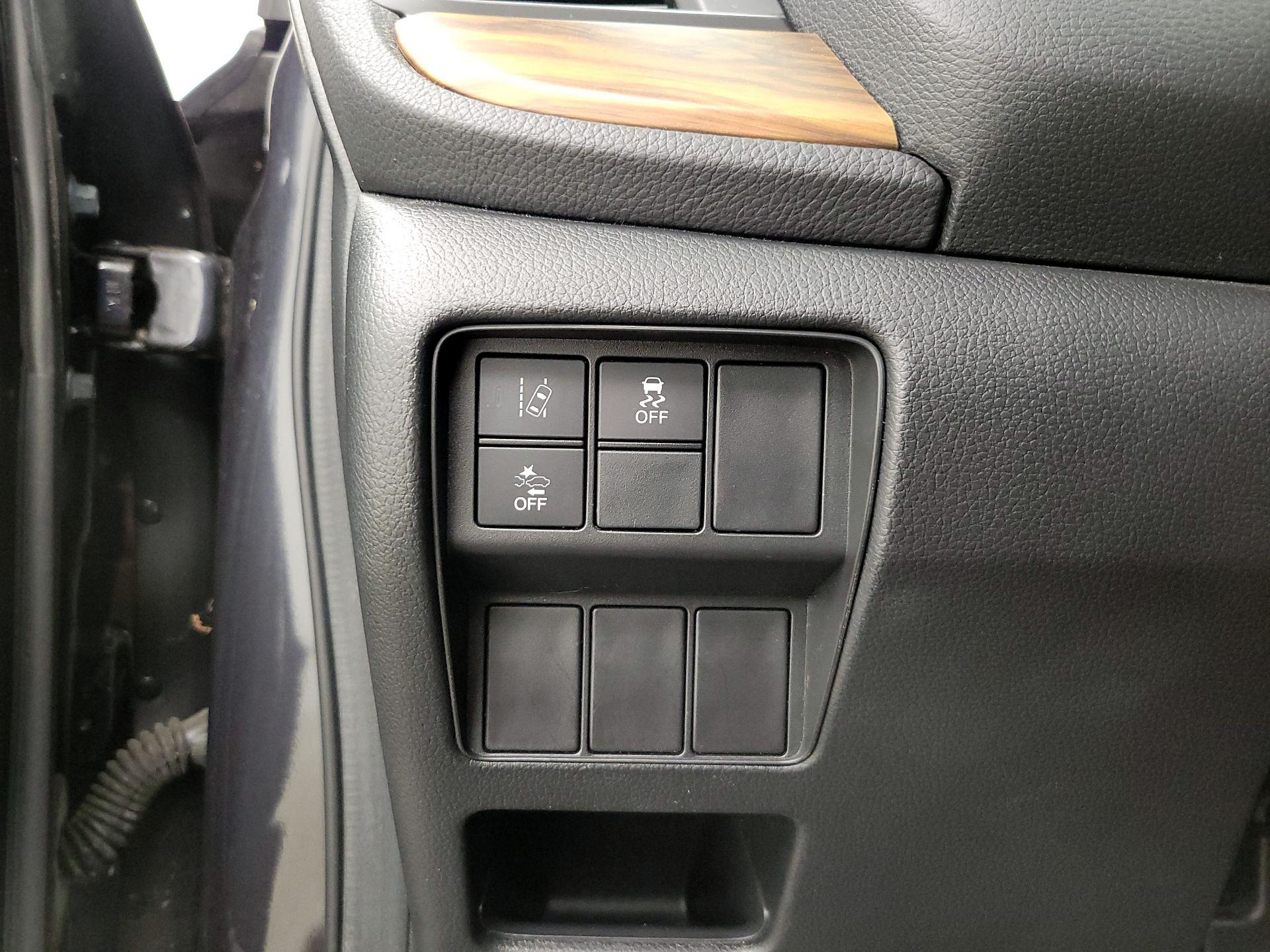 Thumbnail: 2018 Honda CR-V - 13