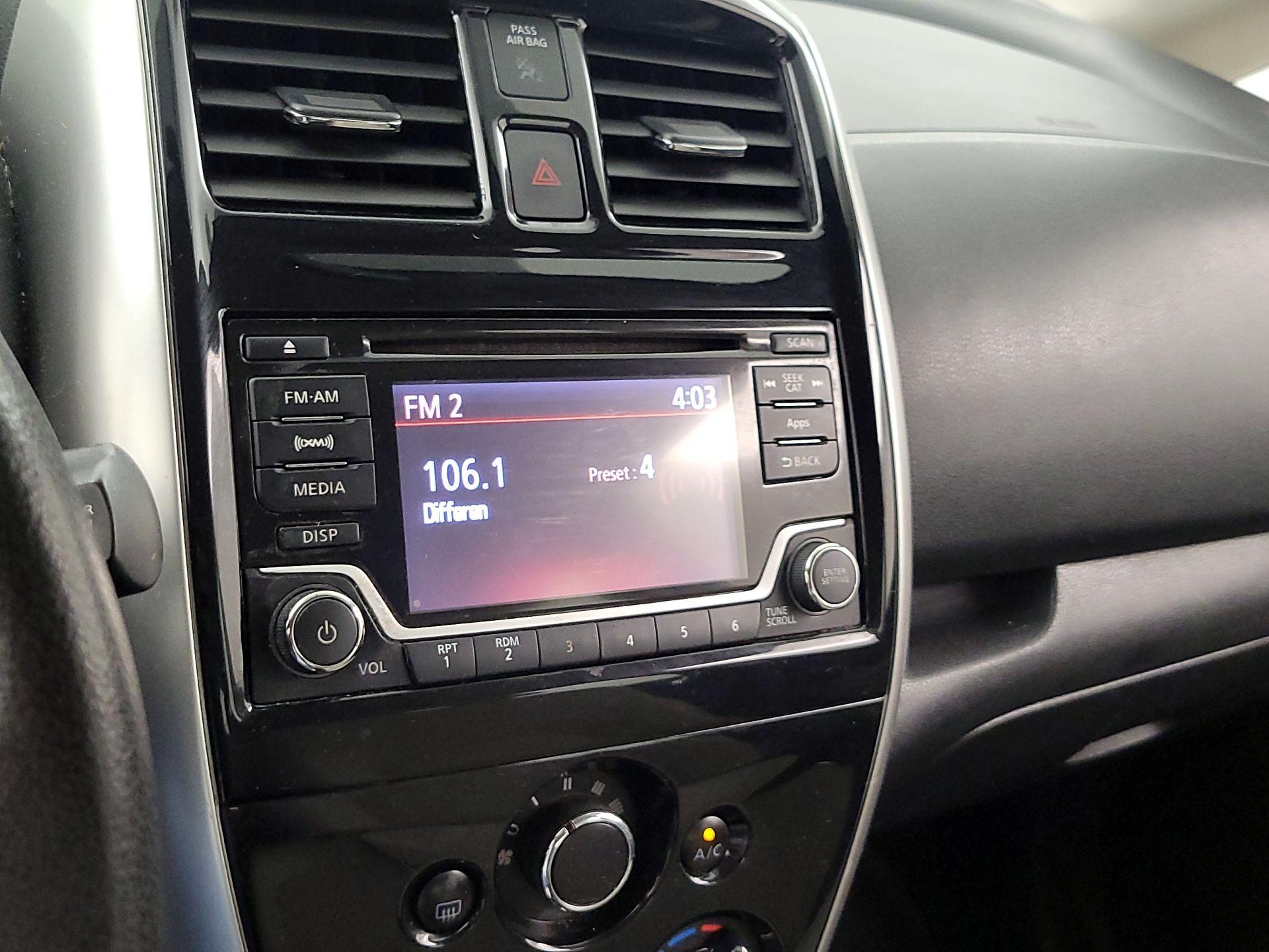 Thumbnail: 2015 Nissan Versa Note - 15