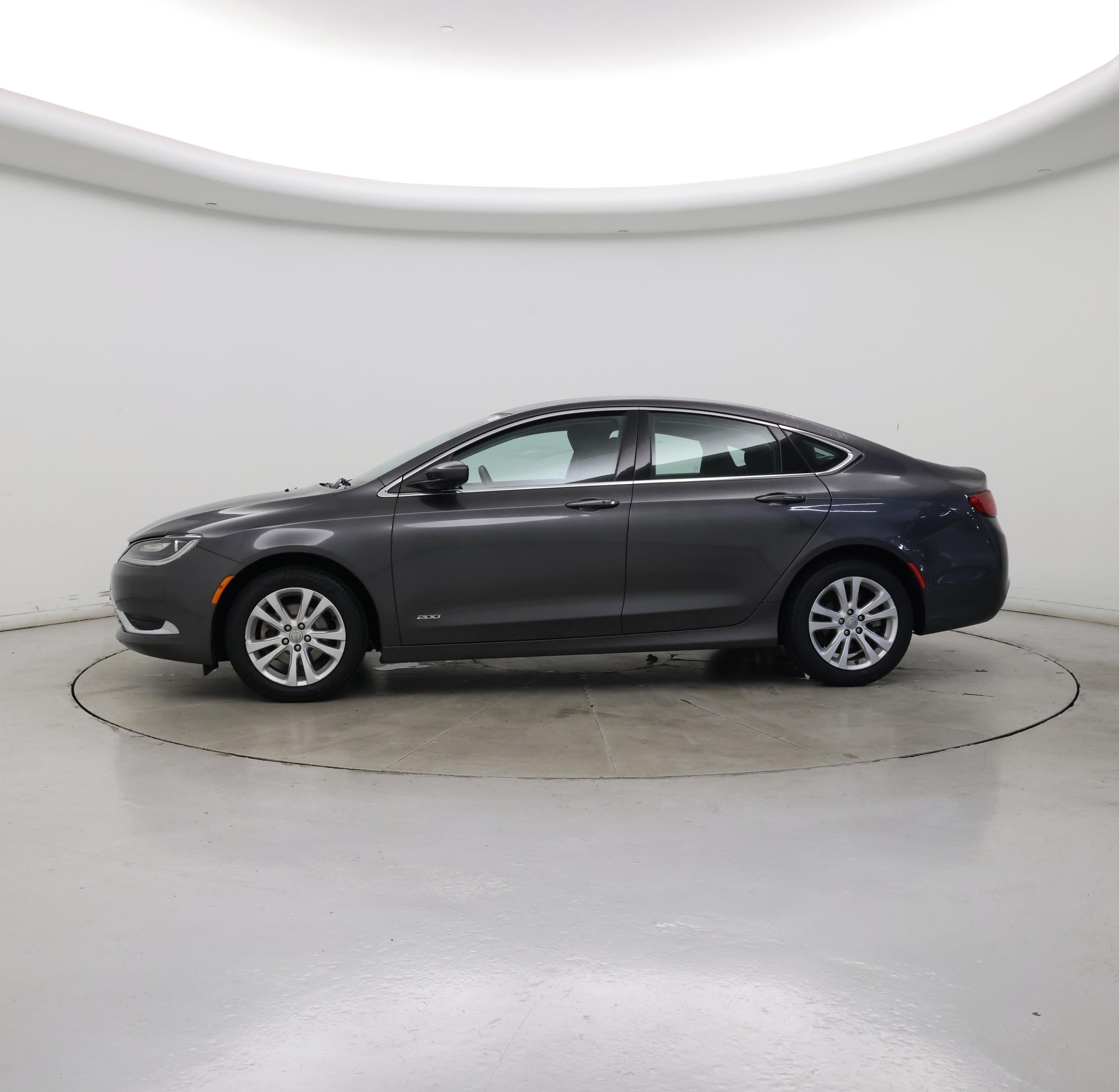 Thumbnail: 2015 Chrysler 200 - 3