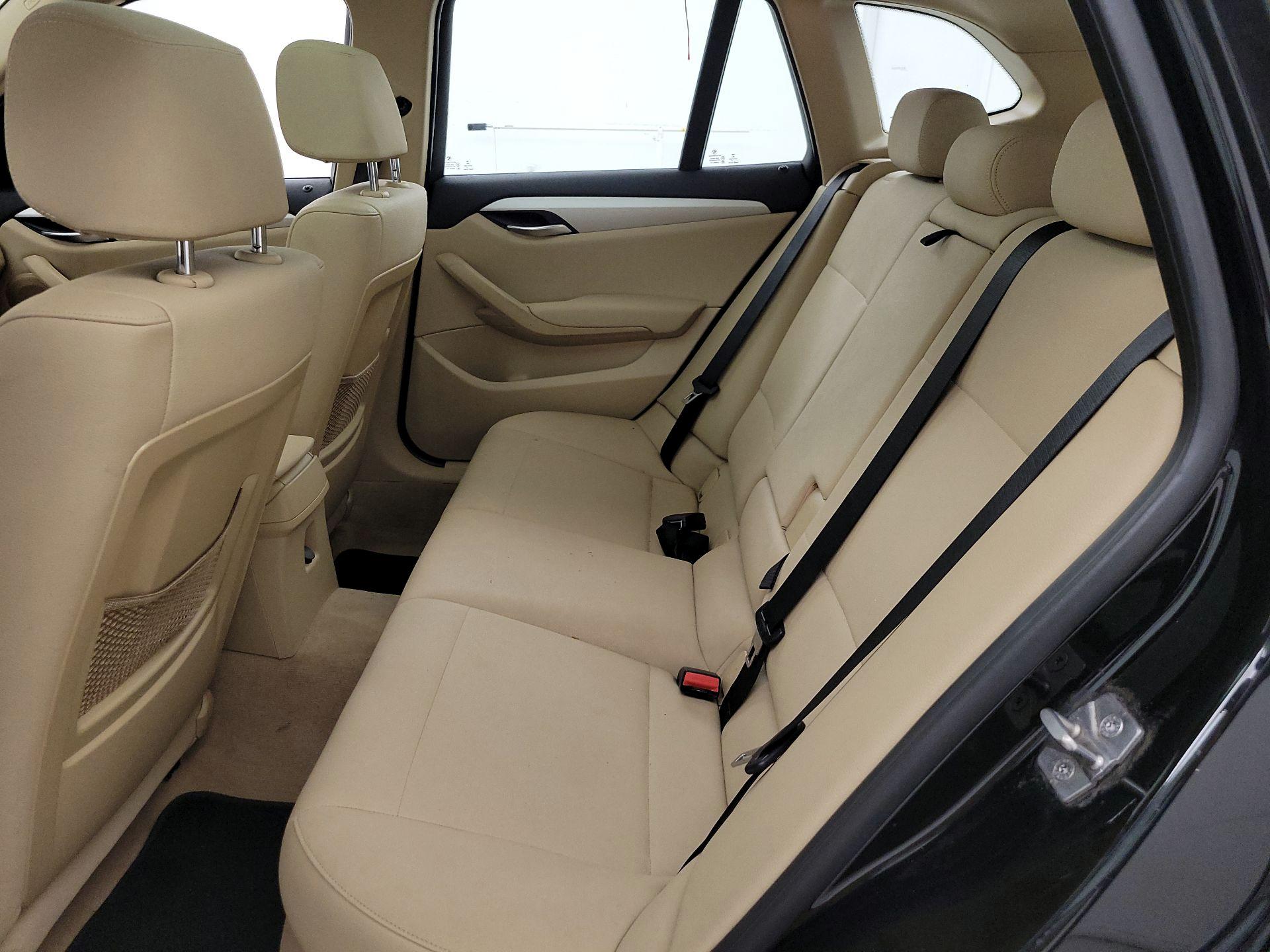 Thumbnail: 2015 BMW X1 - 19