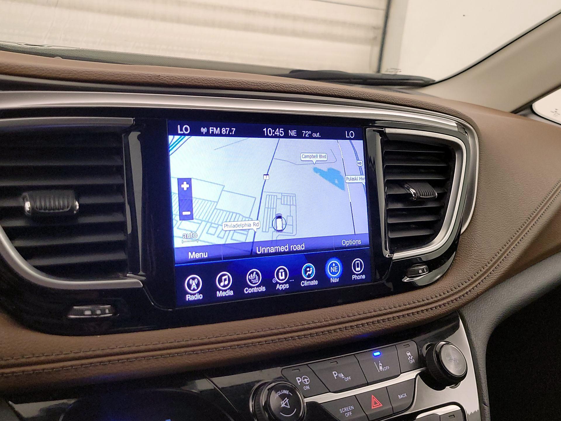 Thumbnail: 2017 Chrysler Pacifica - 14