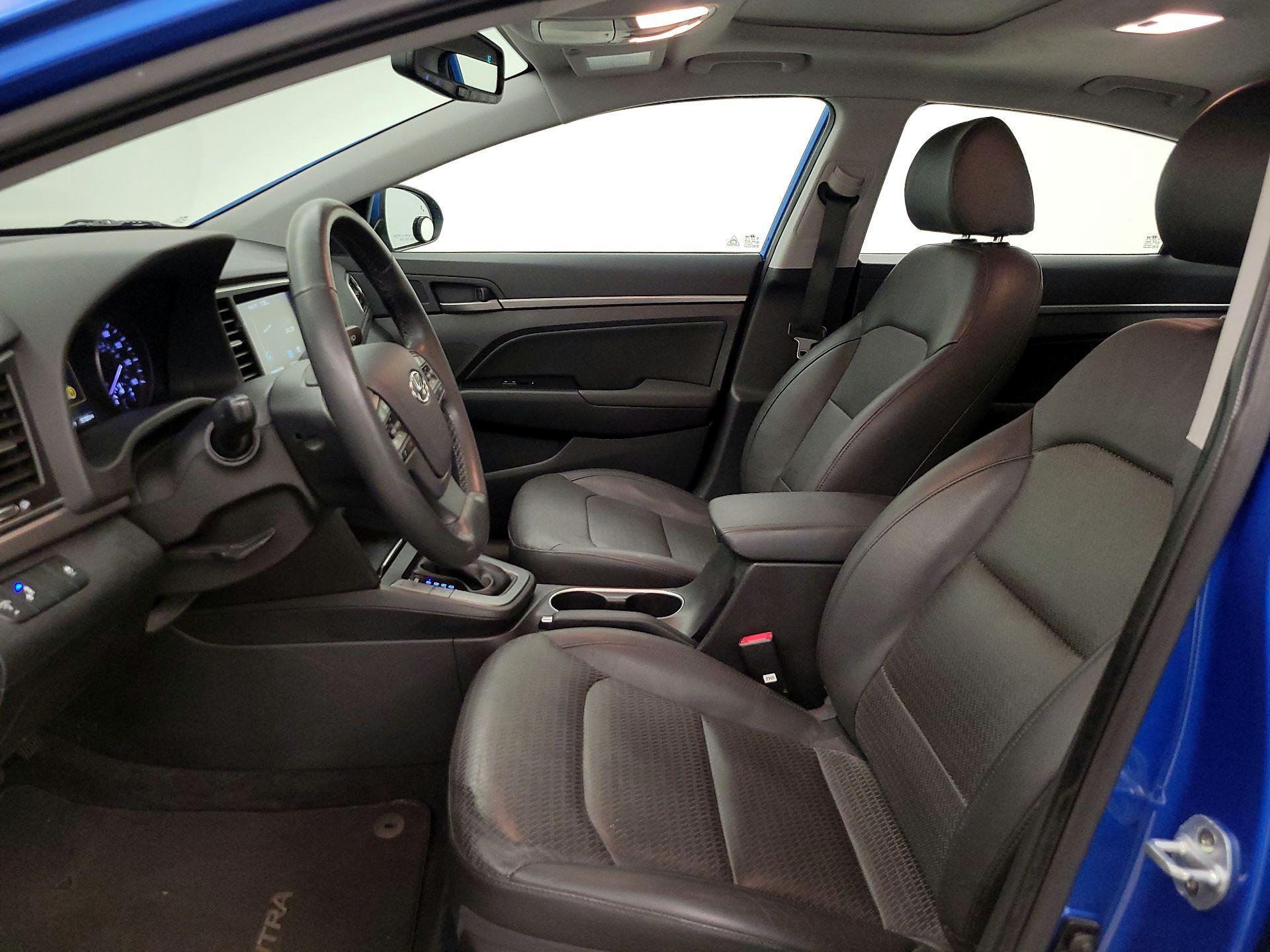 Thumbnail: 2017 Hyundai Elantra - 11