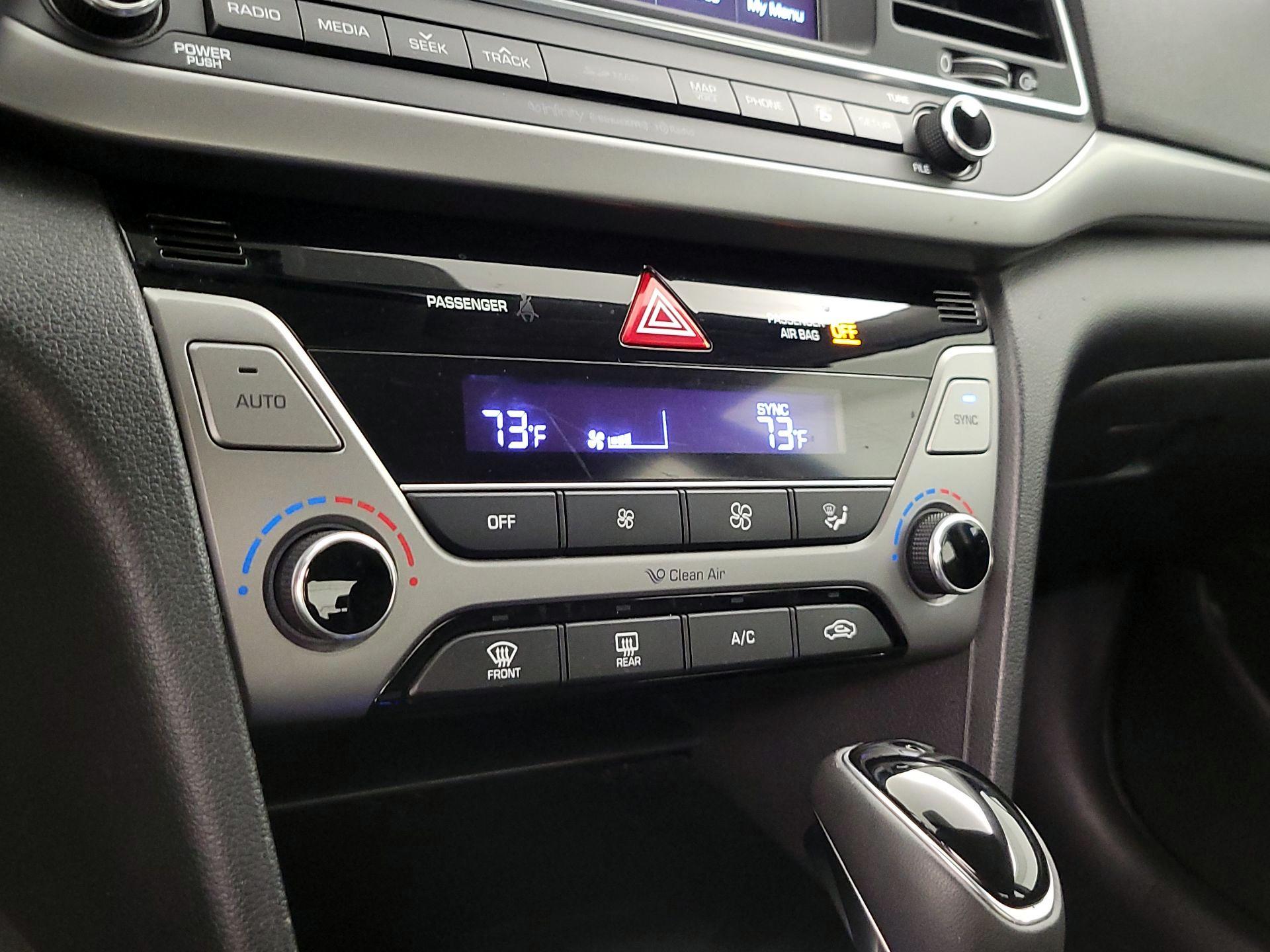 Thumbnail: 2017 Hyundai Elantra - 17