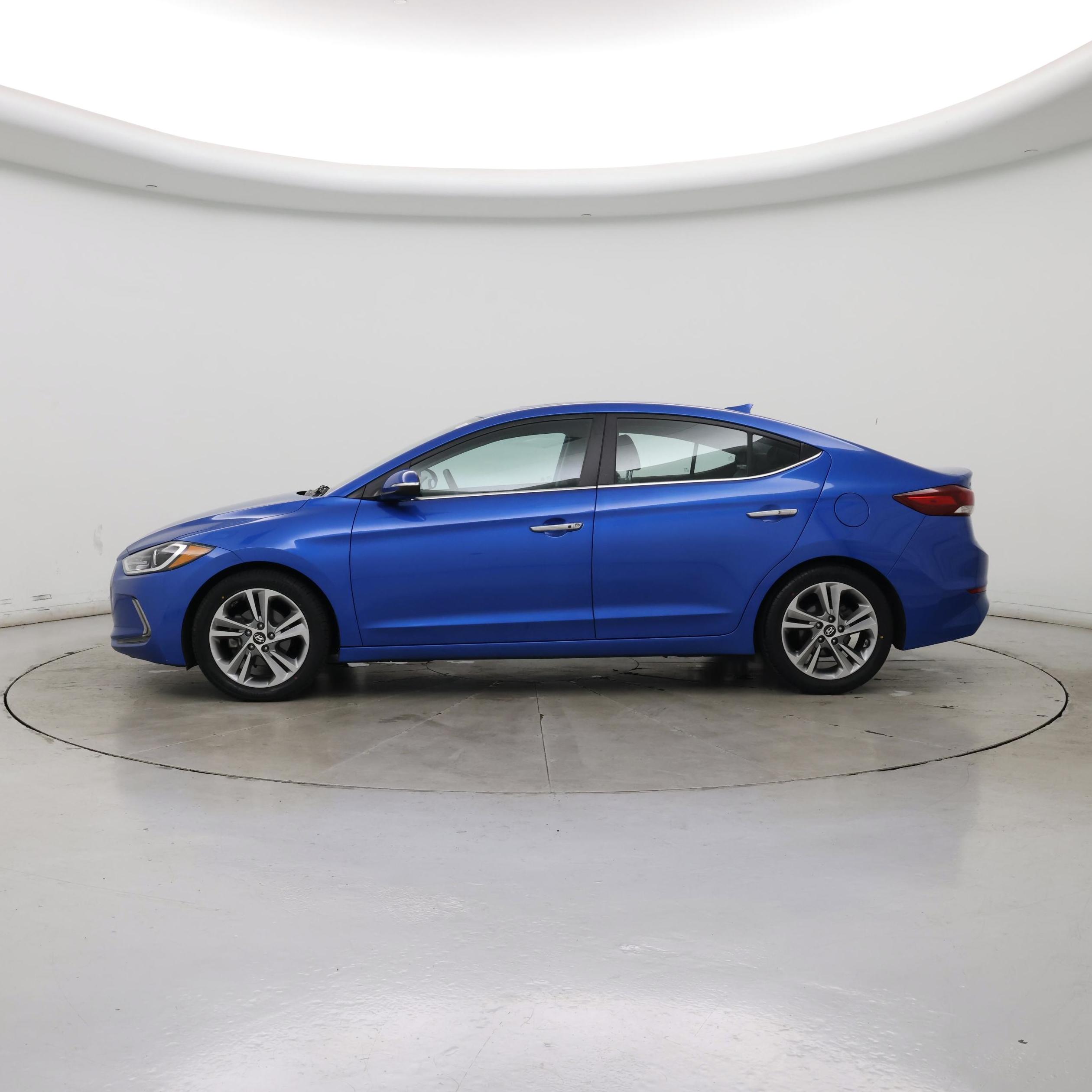 Thumbnail: 2017 Hyundai Elantra - 3