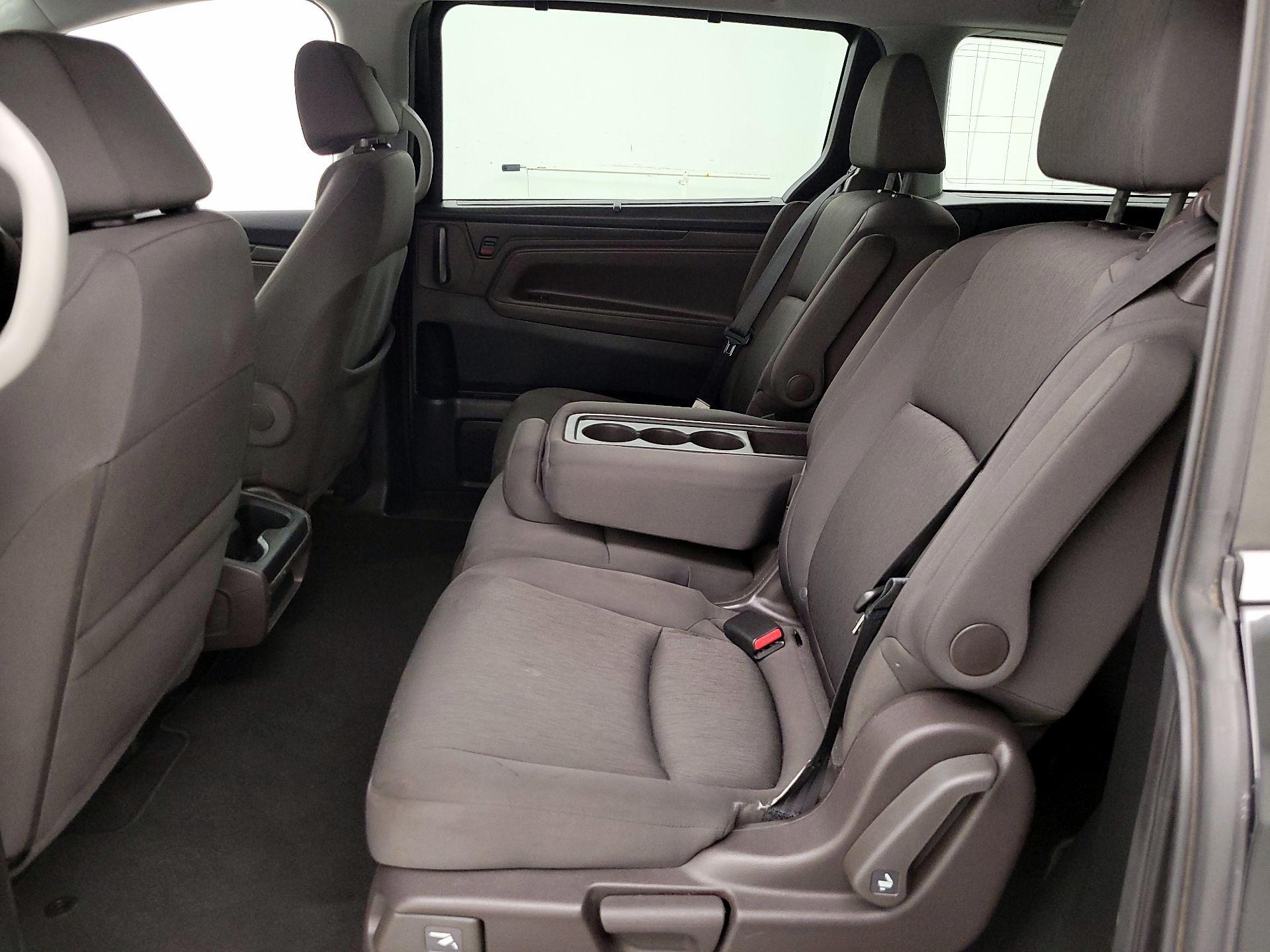 Thumbnail: 2018 Honda Odyssey - 19