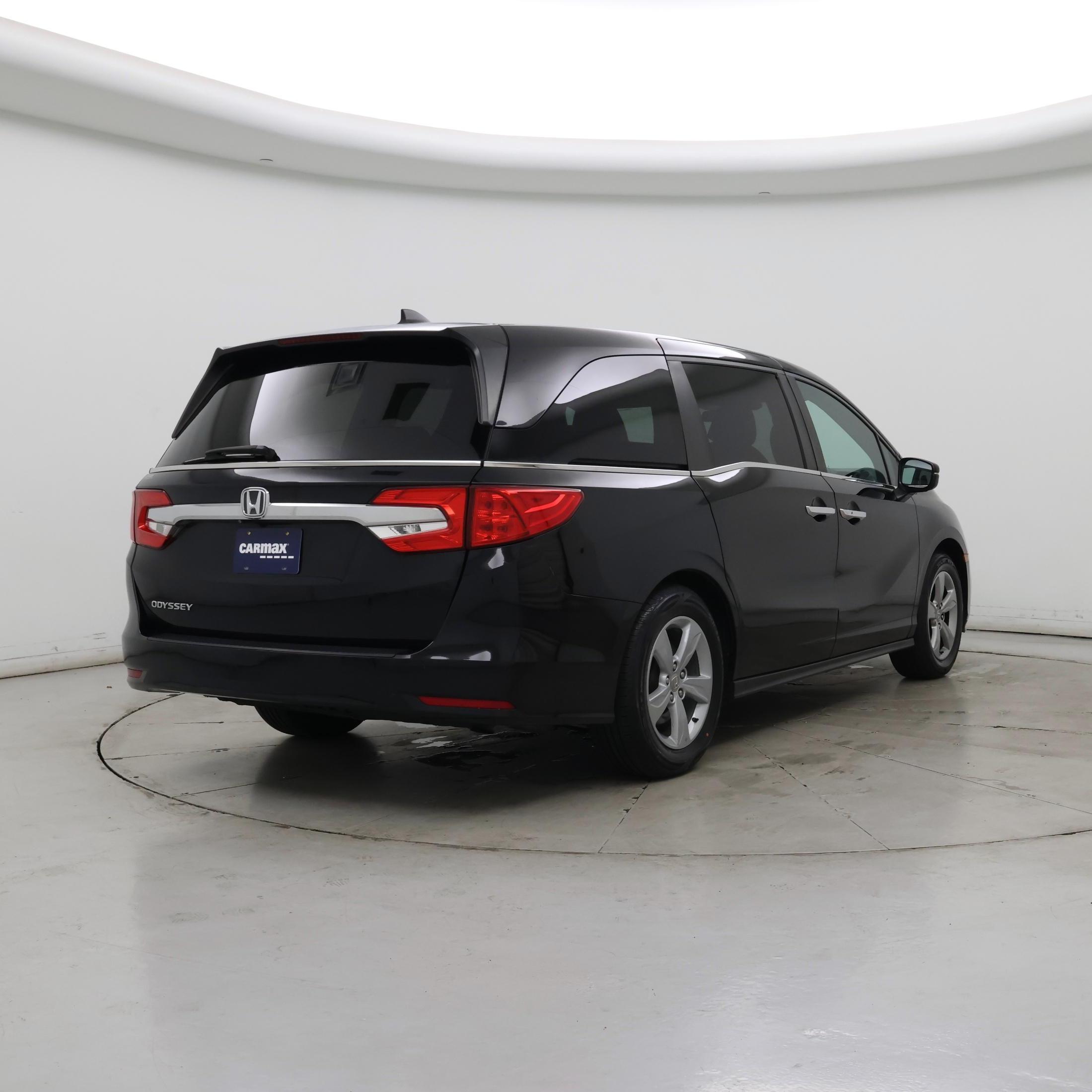 Thumbnail: 2018 Honda Odyssey - 8