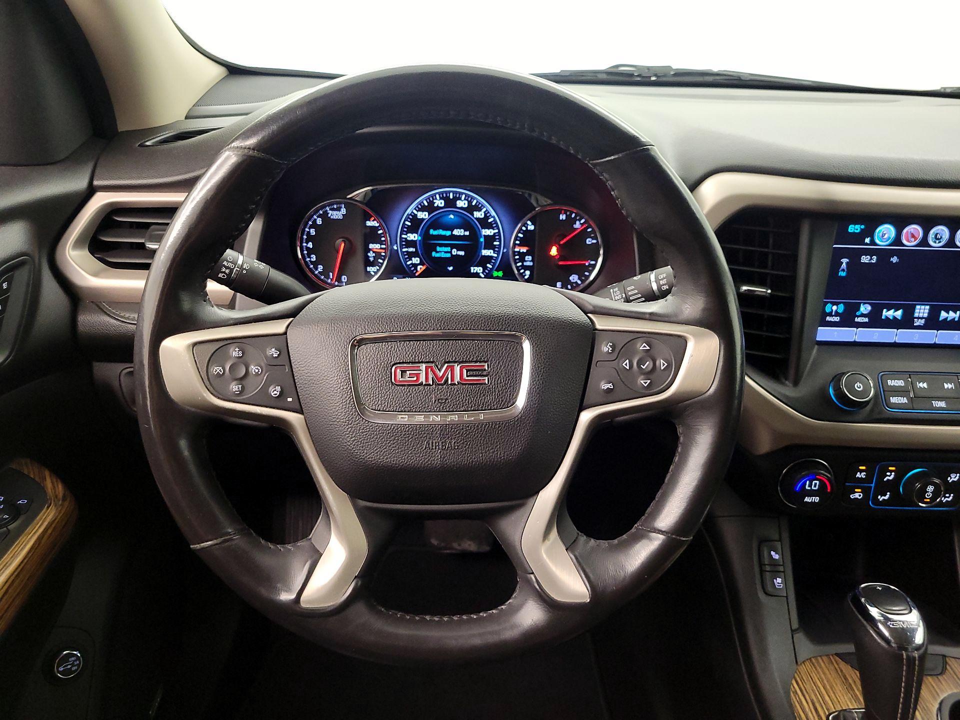 Thumbnail: 2017 GMC Acadia - 10