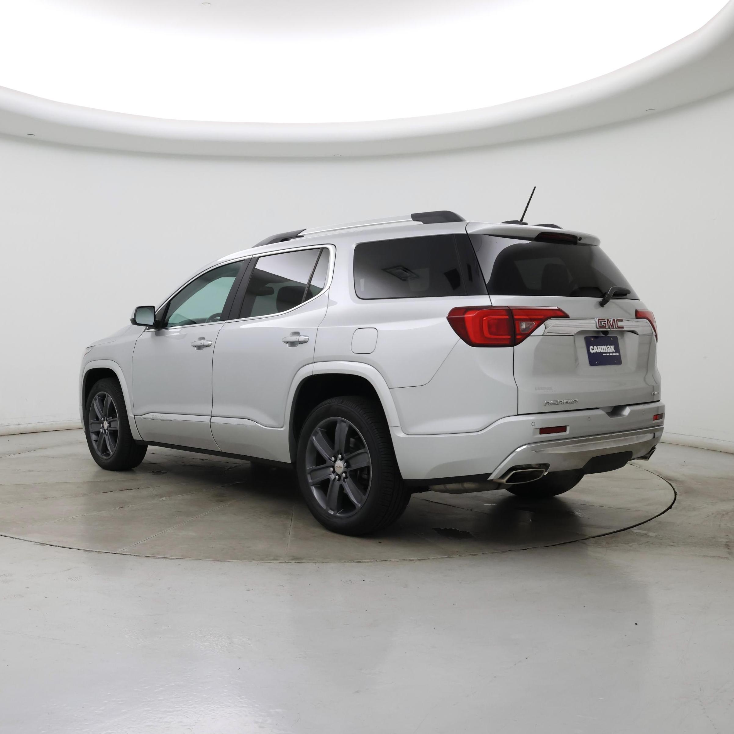 Thumbnail: 2017 GMC Acadia - 2
