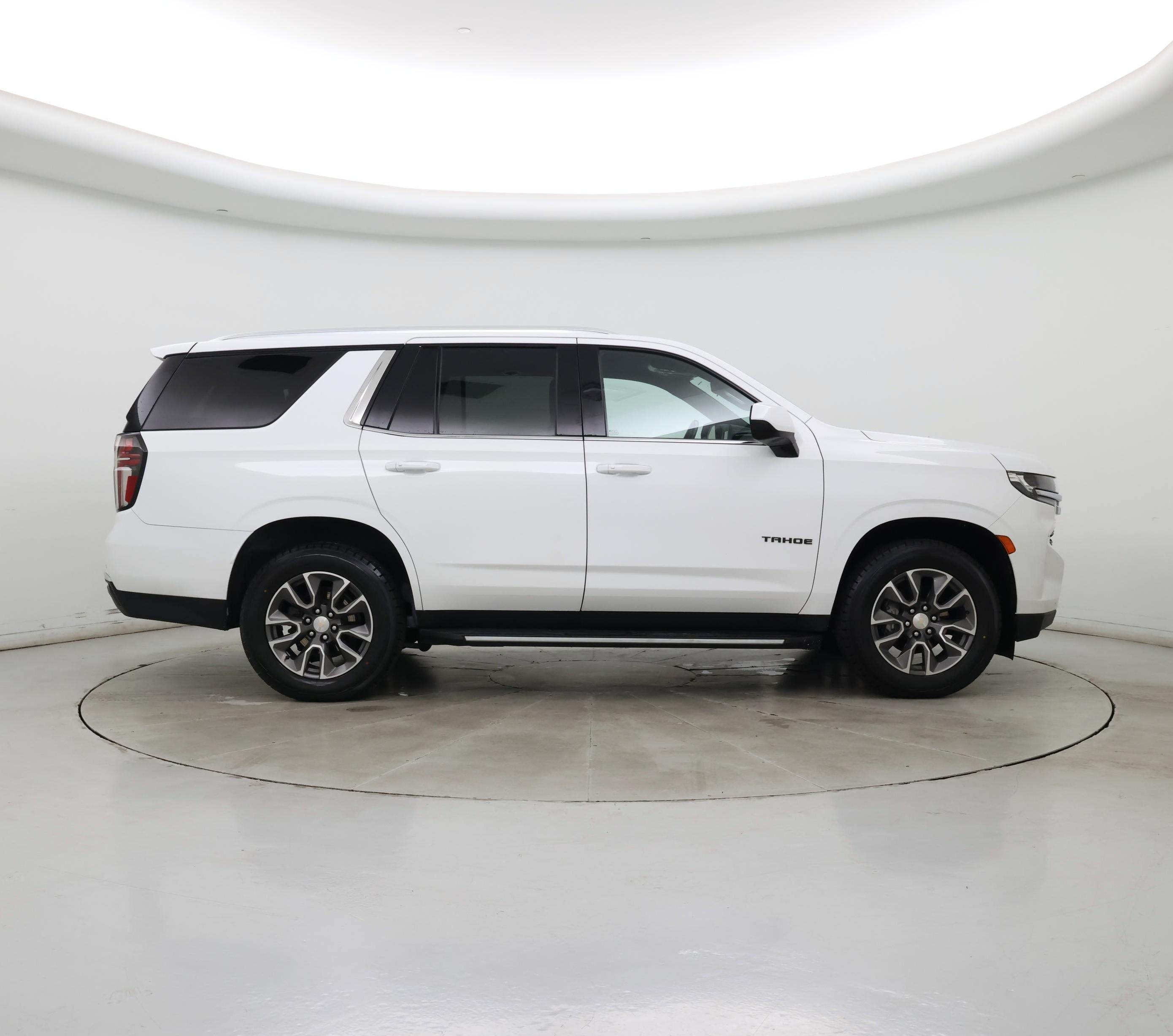 Thumbnail: 2022 Chevrolet Tahoe - 7