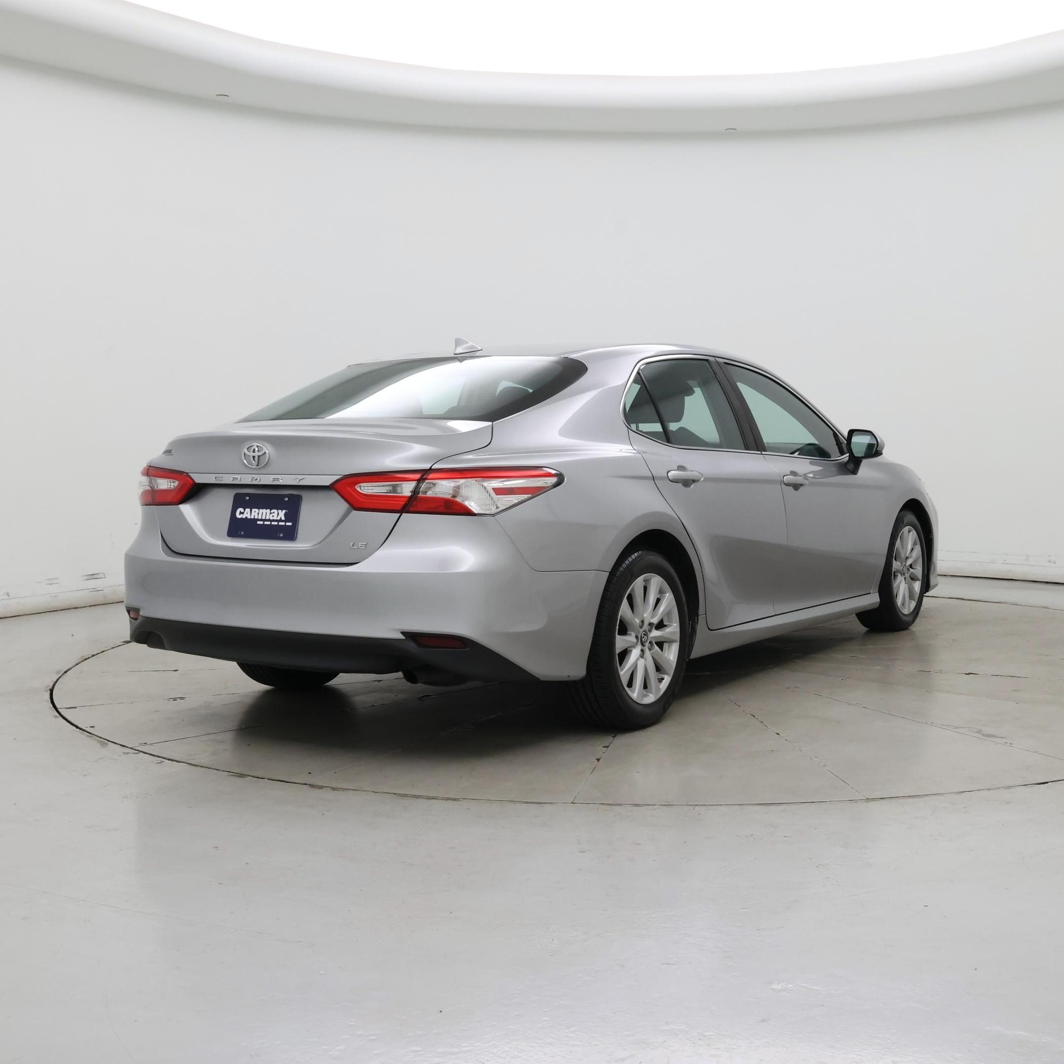 Thumbnail: 2019 Toyota Camry - 8