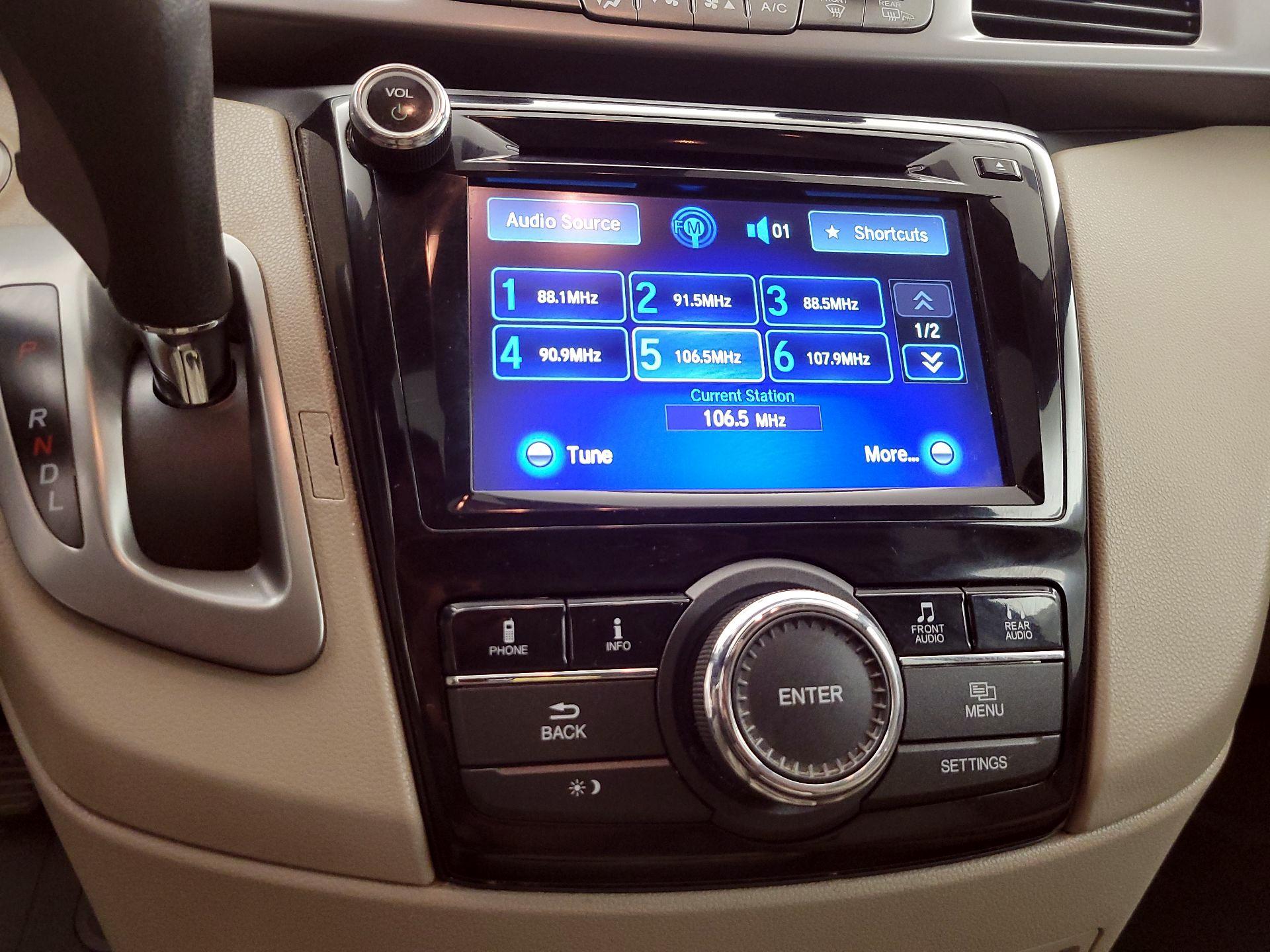 Thumbnail: 2015 Honda Odyssey - 15