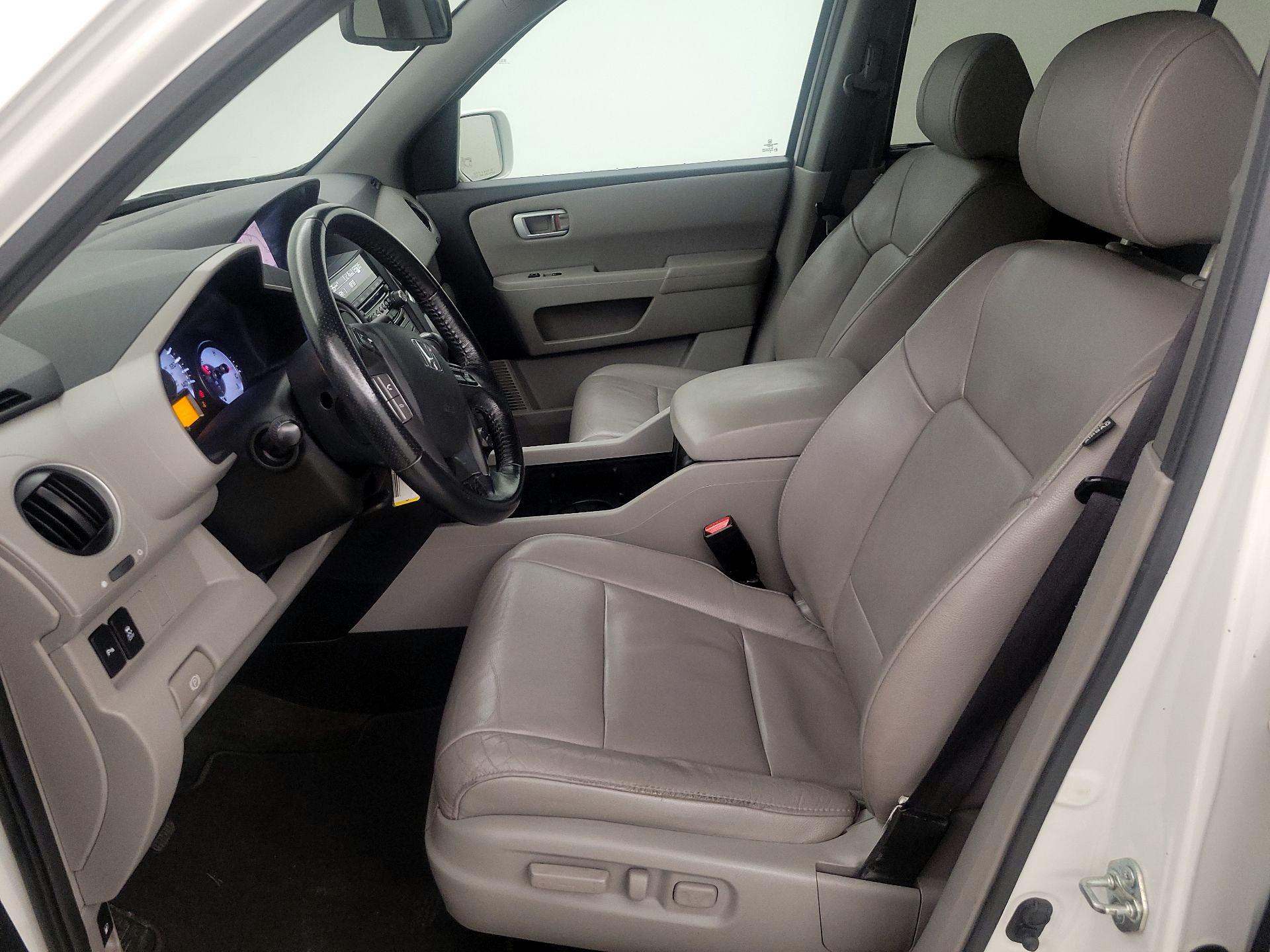 Thumbnail: 2014 Honda Pilot - 11