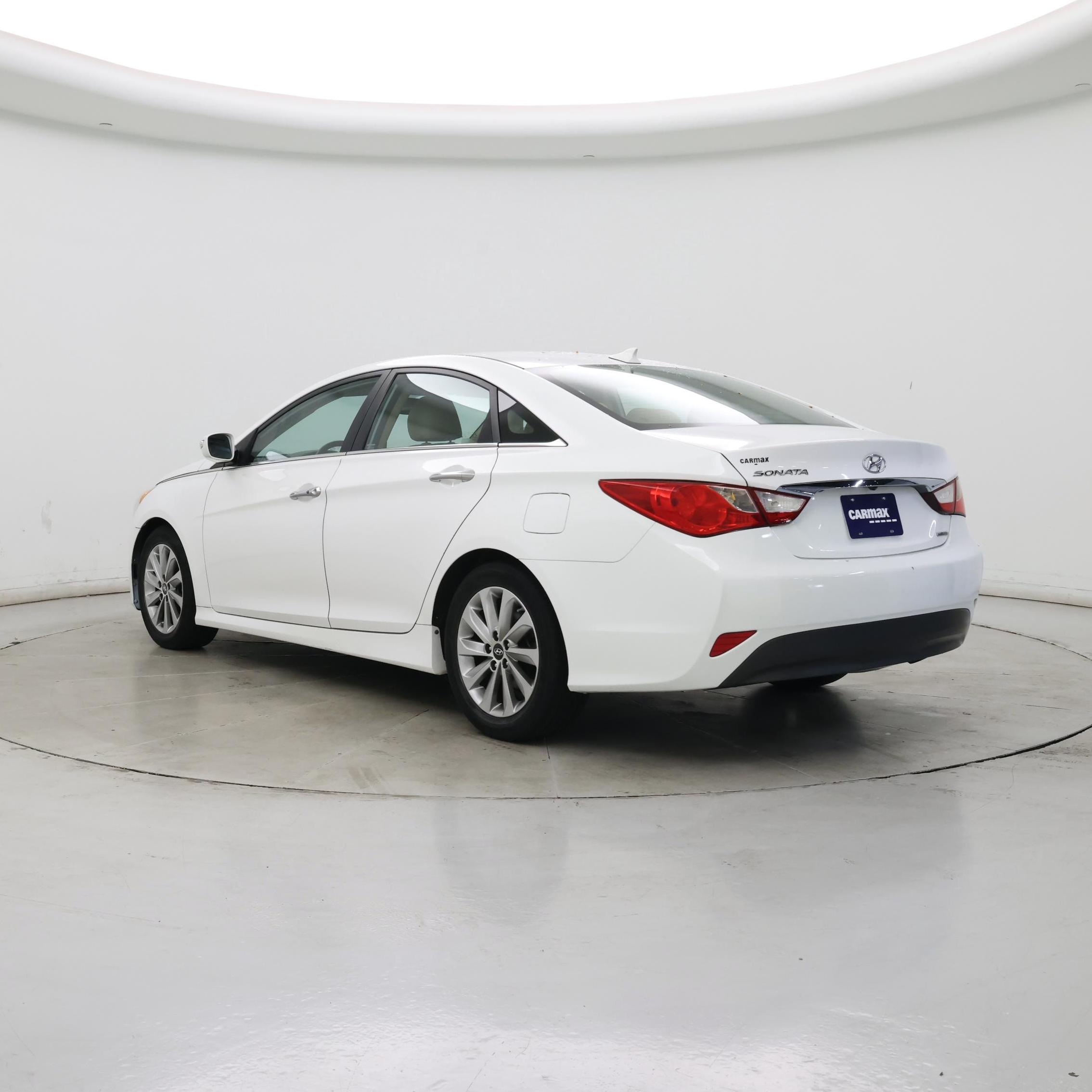 Thumbnail: 2014 Hyundai Sonata - 2