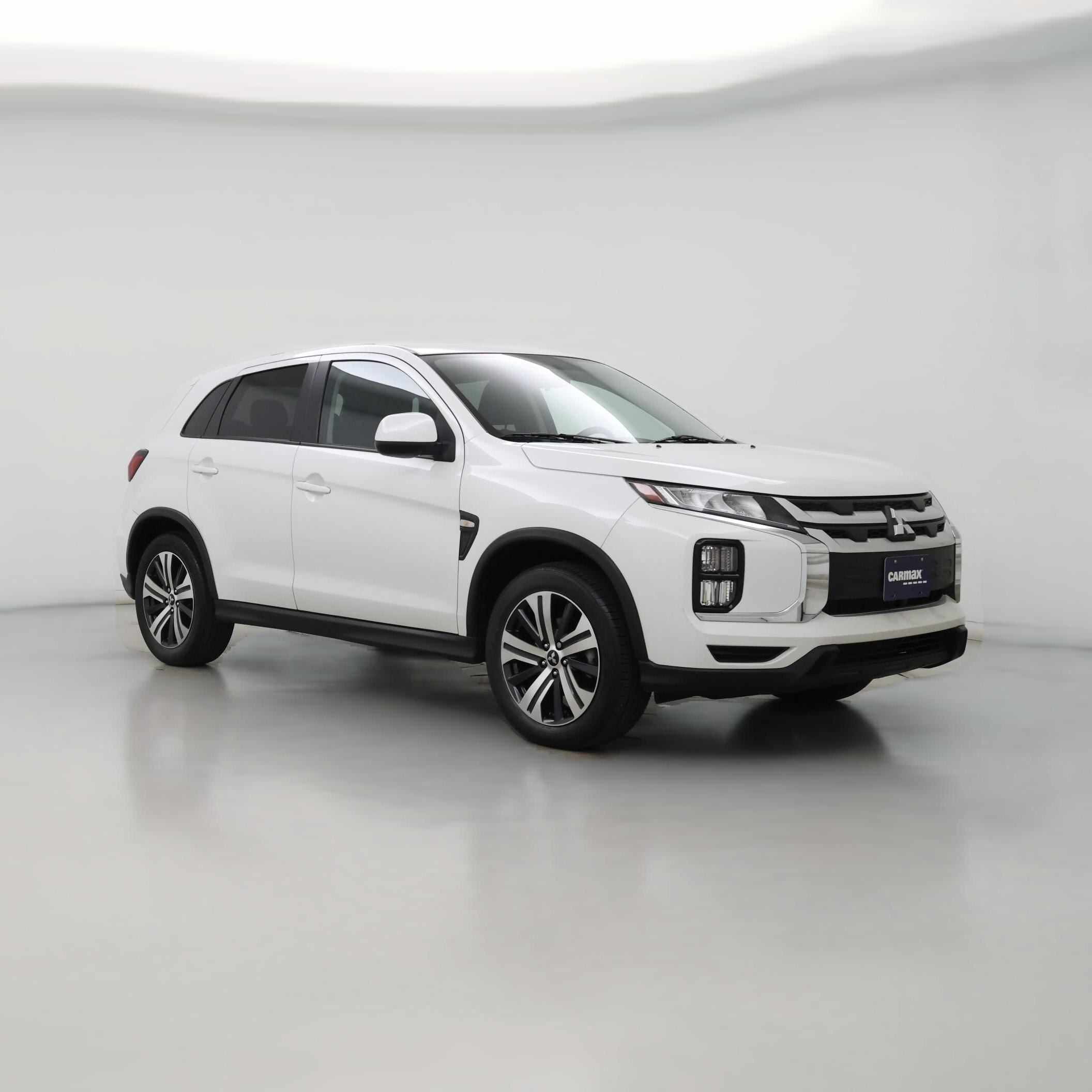 Thumbnail: 2020 Mitsubishi Outlander Sport - 1