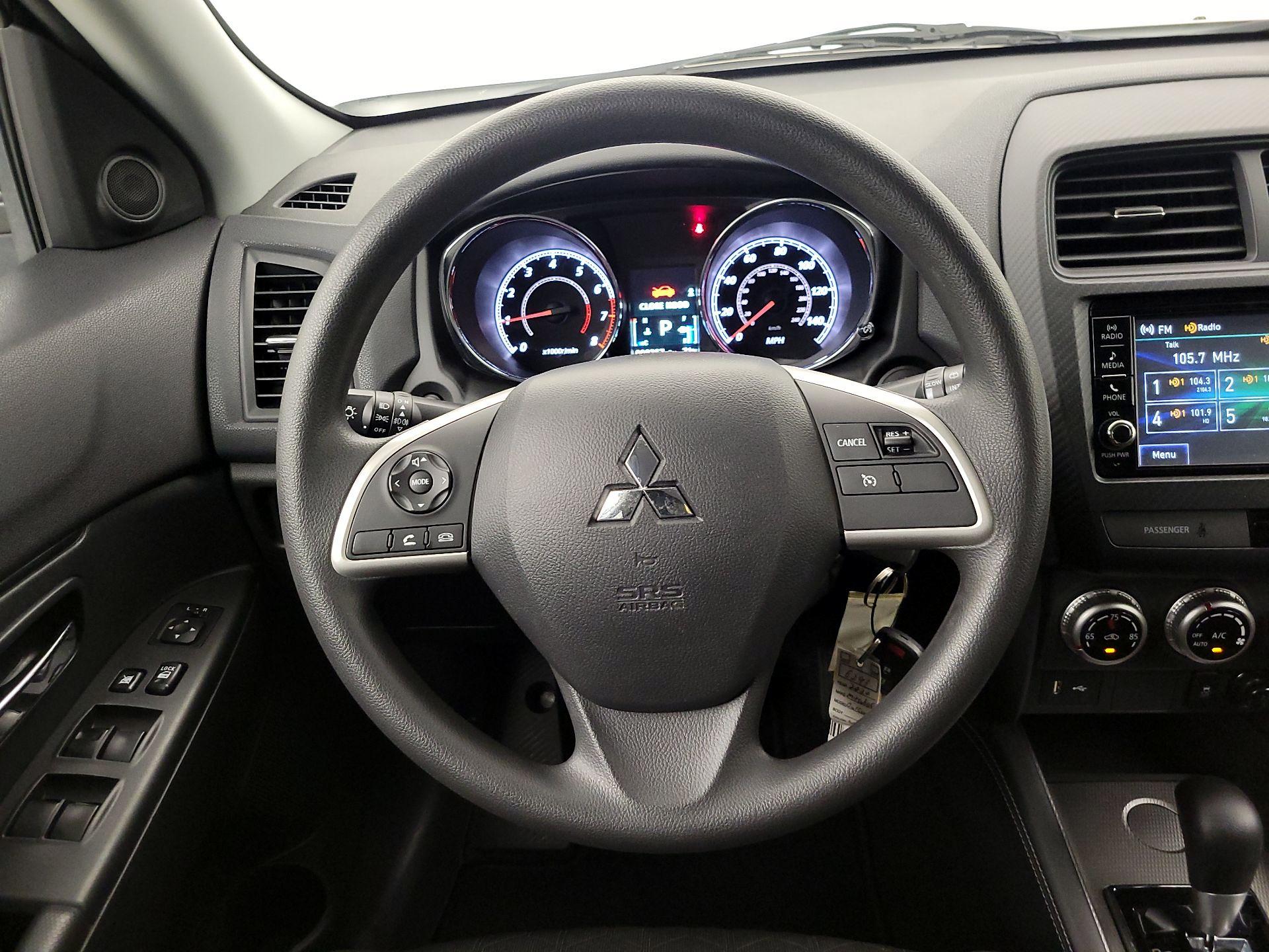 Thumbnail: 2020 Mitsubishi Outlander Sport - 10