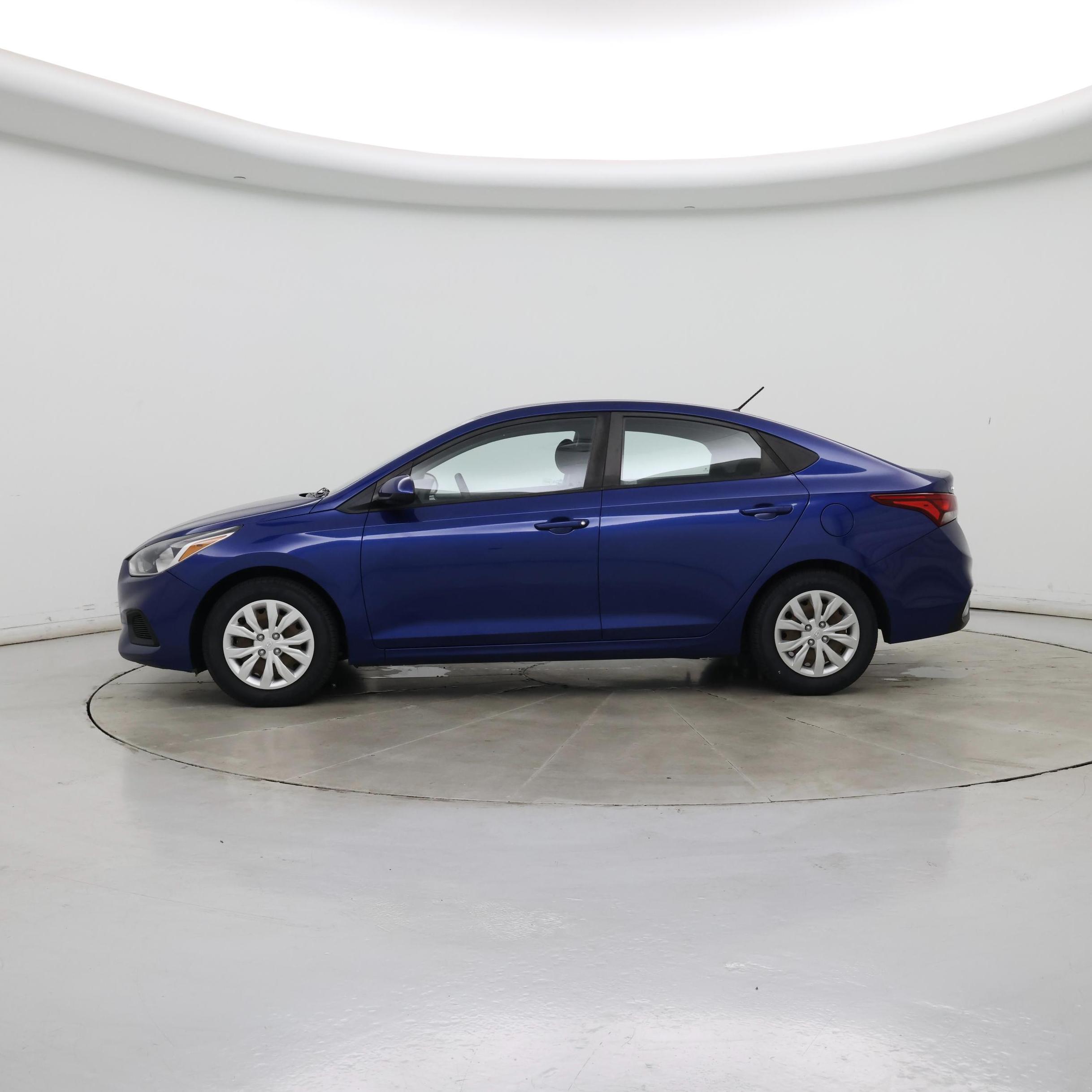 Thumbnail: 2019 Hyundai Accent - 3