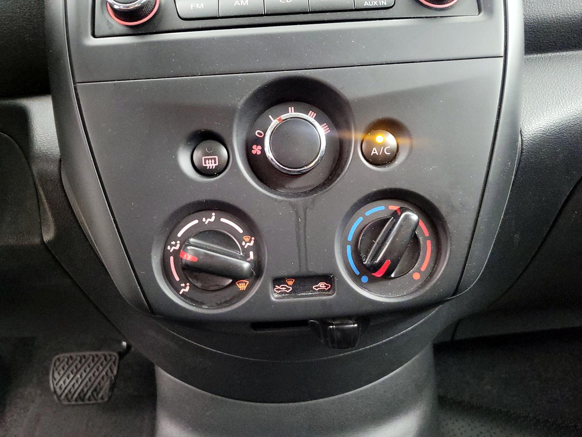Thumbnail: 2016 Nissan Versa - 15