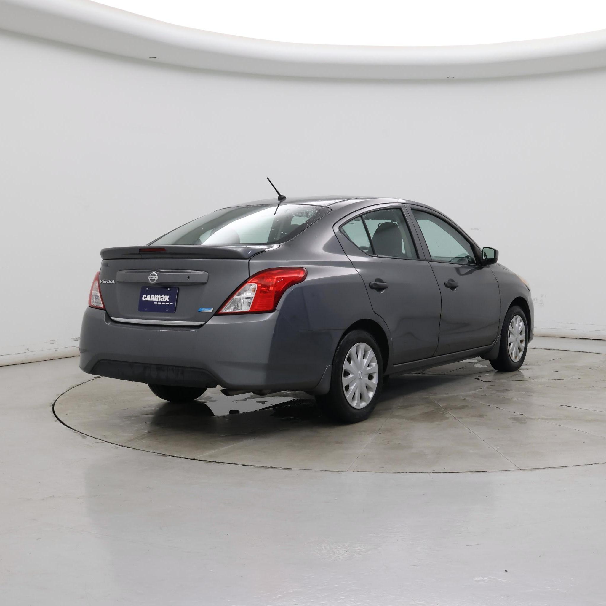 Thumbnail: 2016 Nissan Versa - 8
