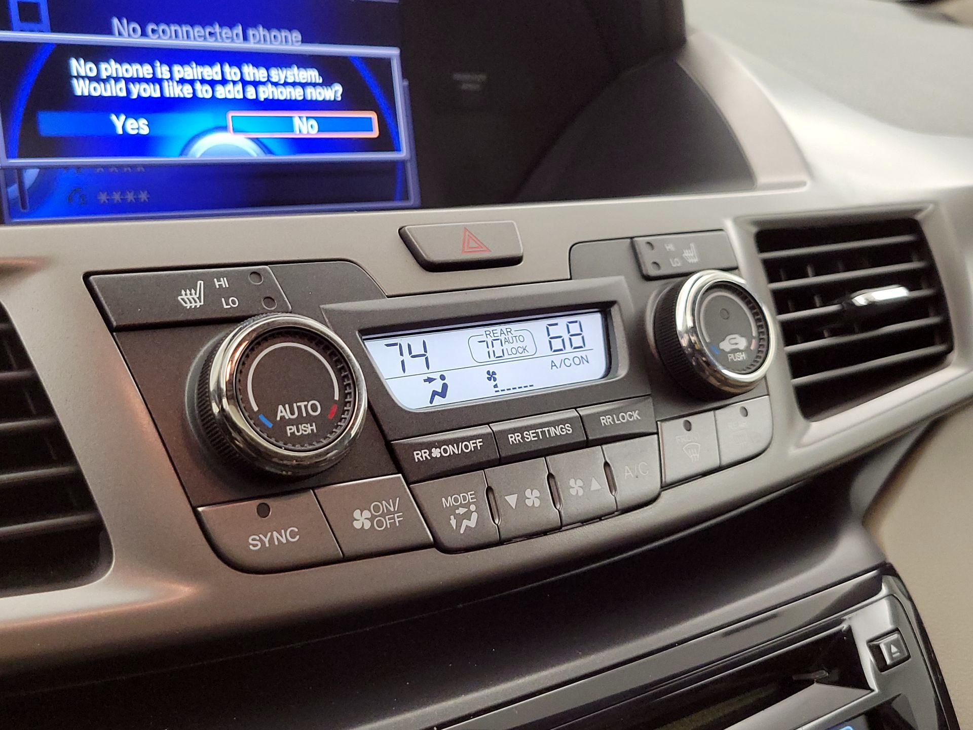 Thumbnail: 2016 Honda Odyssey - 16
