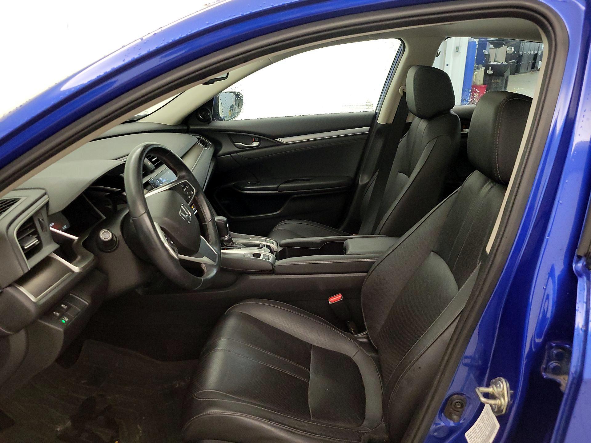 Thumbnail: 2016 Honda Civic - 11