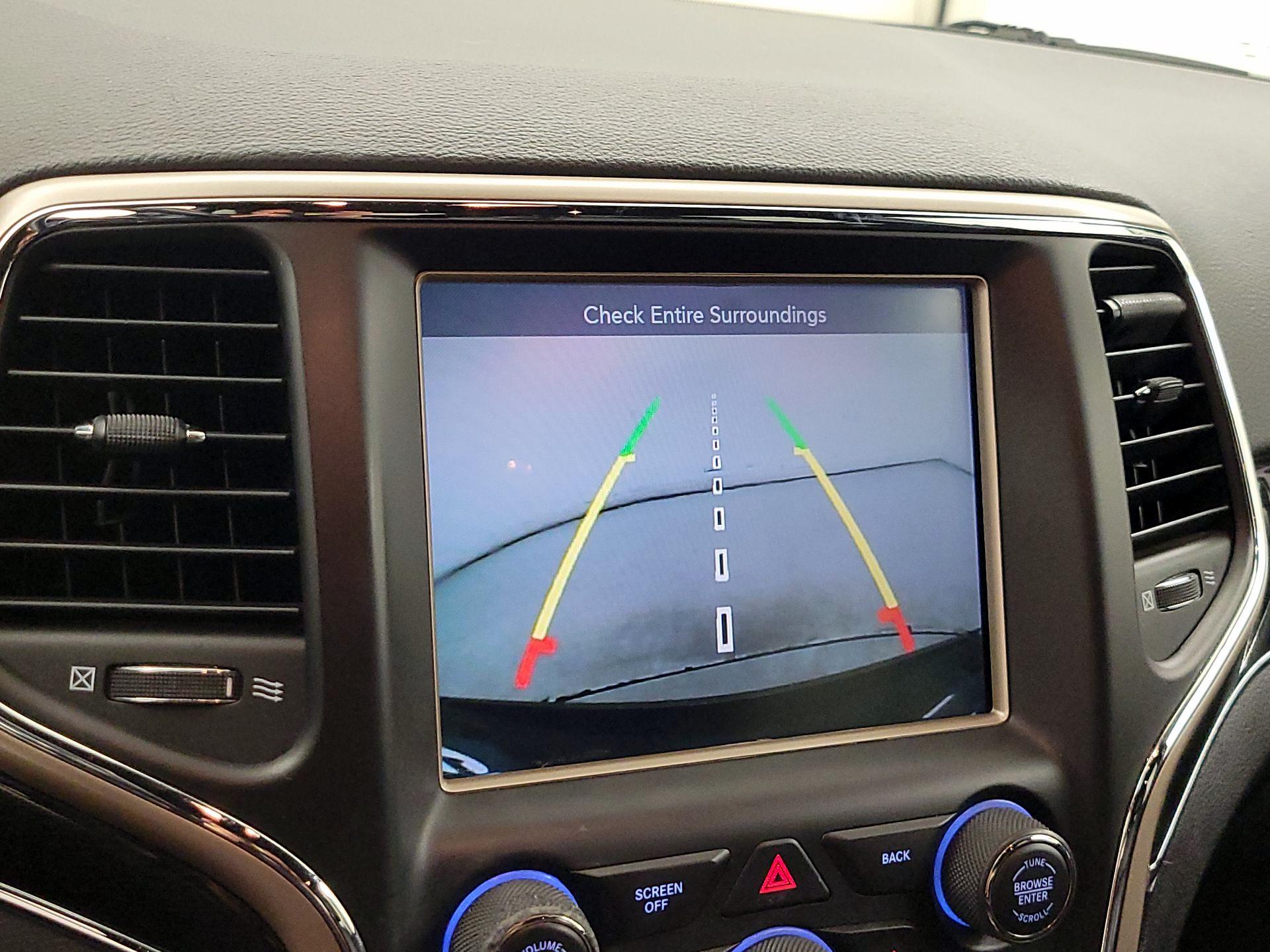 Thumbnail: 2016 Jeep Grand Cherokee - 15